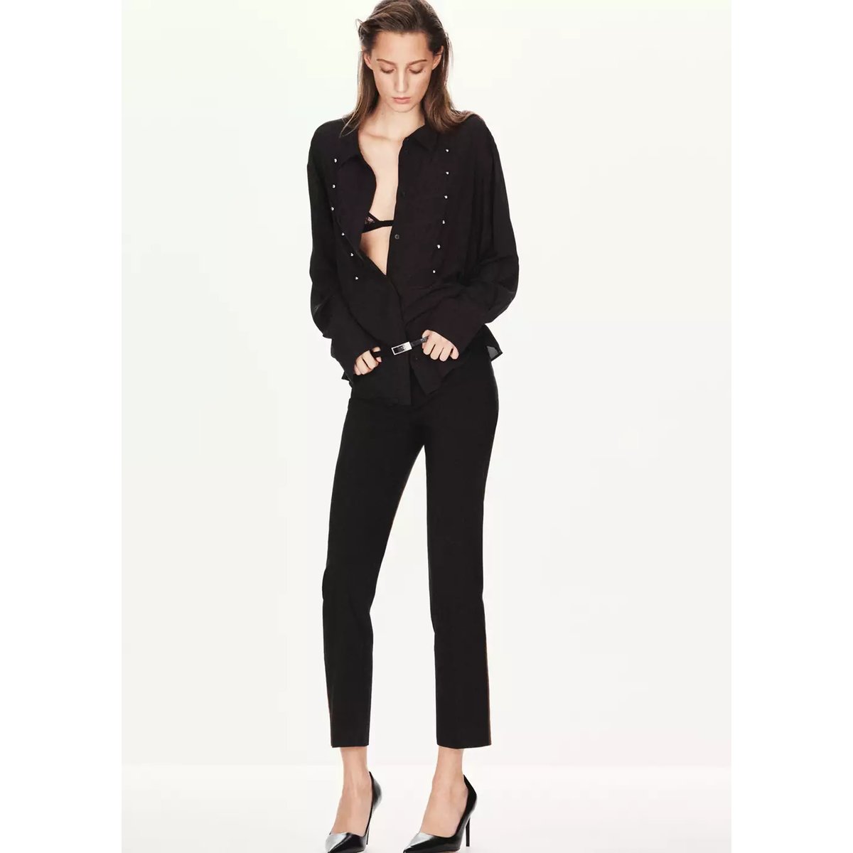 Blouse droite avec brandebourgs décoratifs noir, MANGO