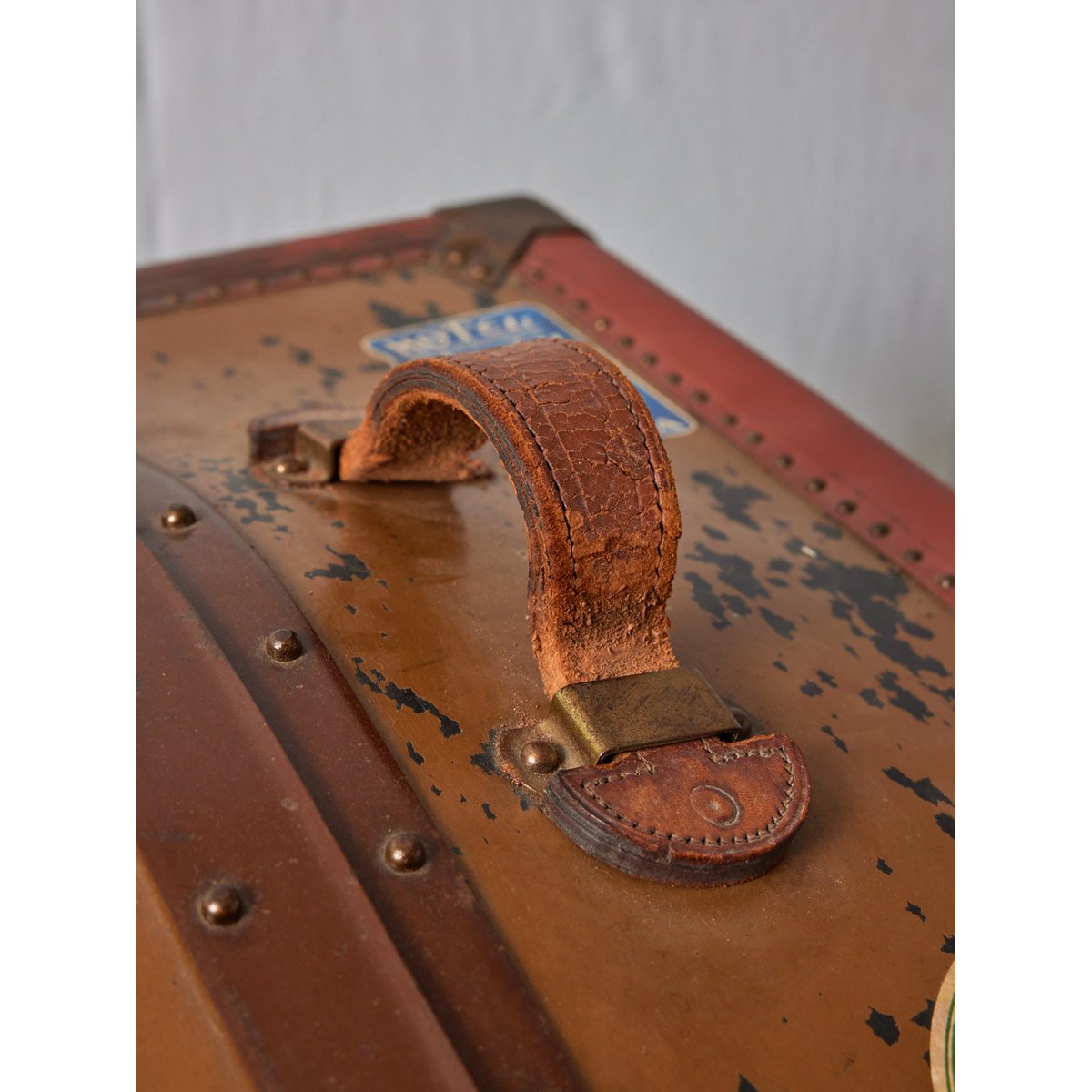 Grande malle cabine en métal Lucienne N°246 - Bon état gris, DEBONGOUT