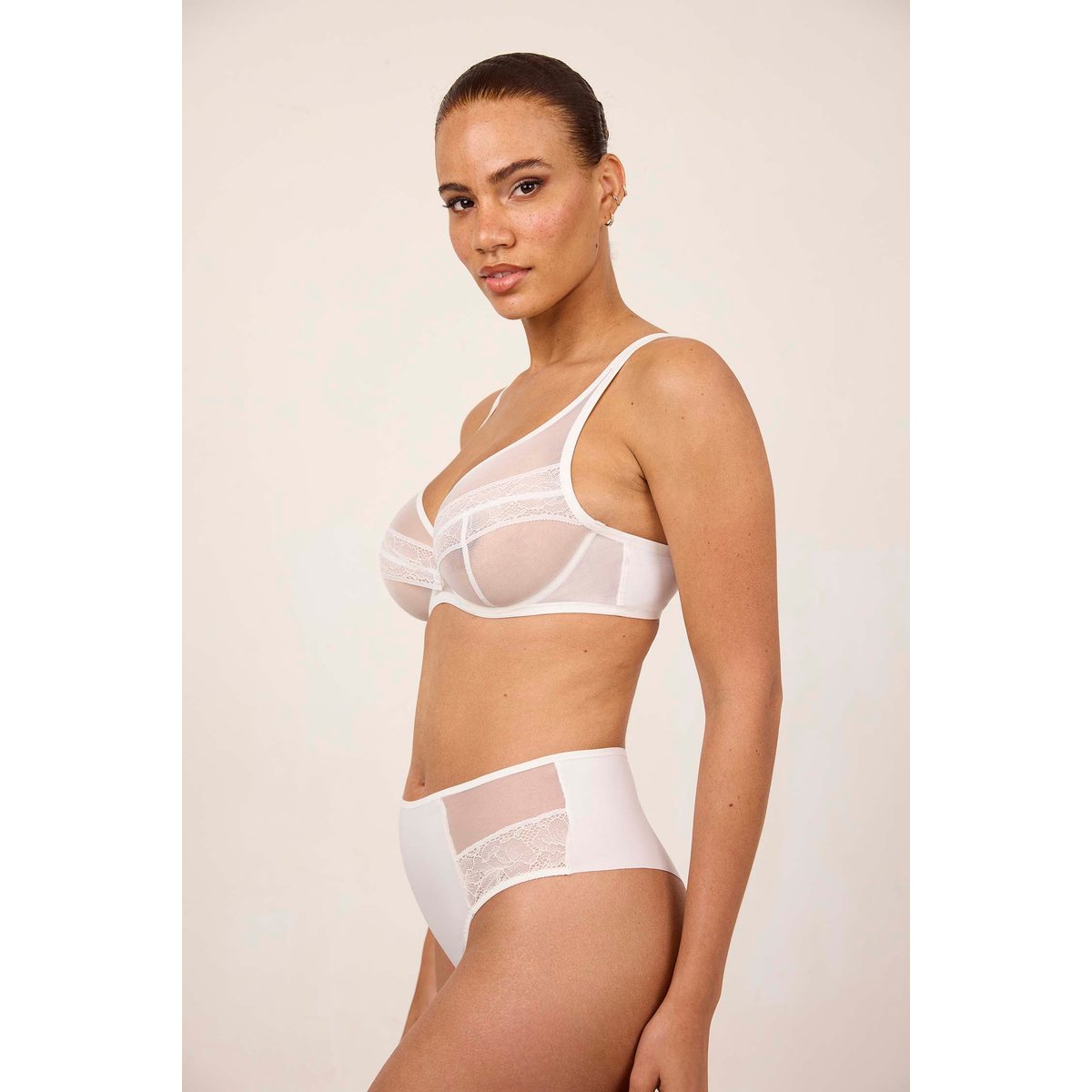 Soutien-gorge triangle avec armatures en dentelle NUDITÉ lys, MAISON LEJABY