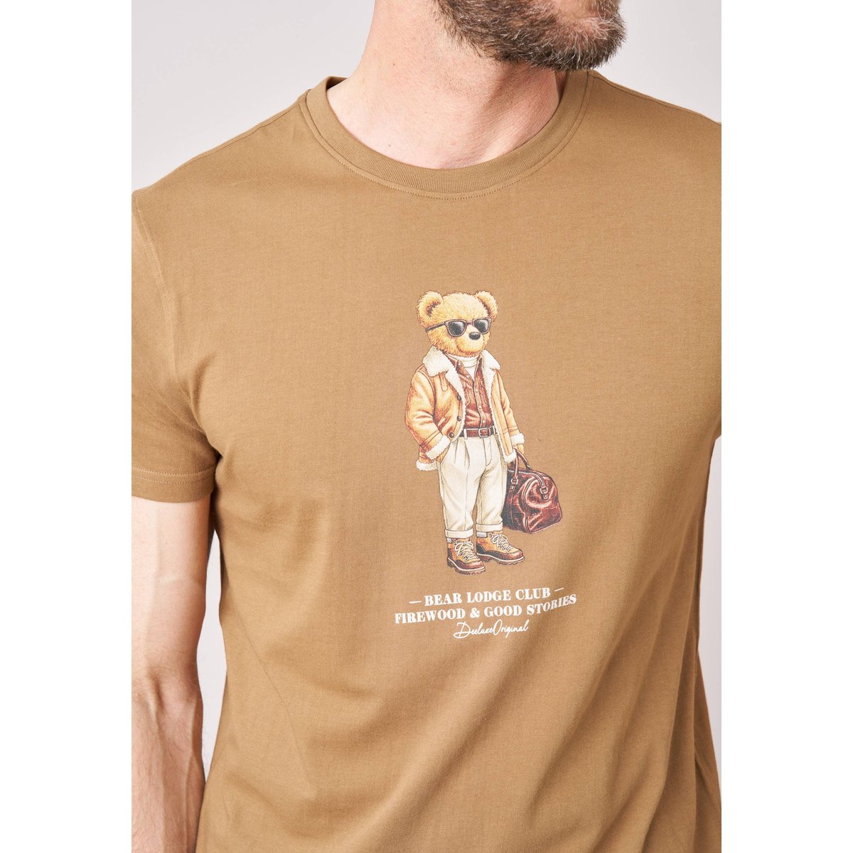 T-shirt regular homme en jersey 100% coton imprimé ours CHICBEAR moka, DEELUXE