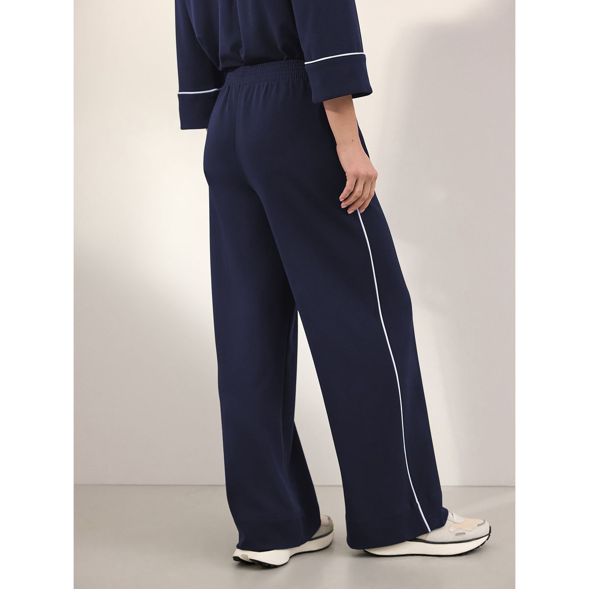 Pantalon large à liseré bleu marine, NEXT