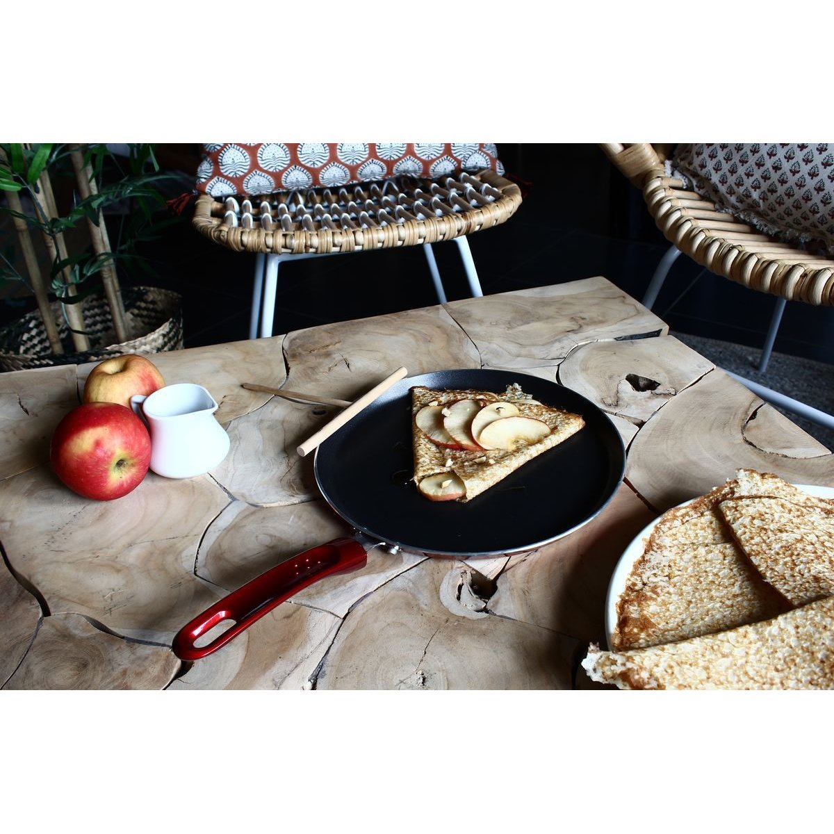 Crêpière 26 cm en aluminium, CERISE rouge, MENASTYL