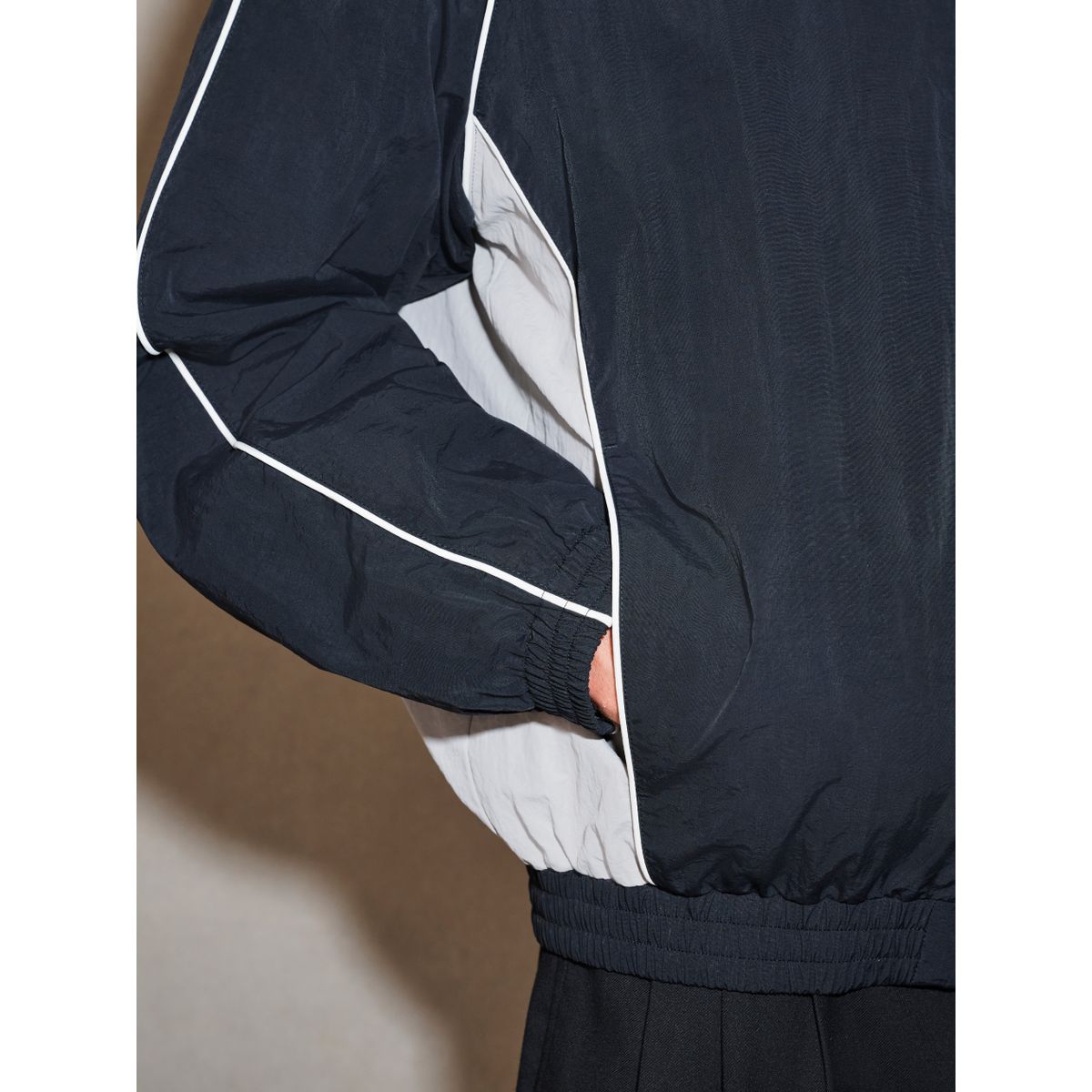 Veste coupe-vent légère à col cheminée noir, NEXT