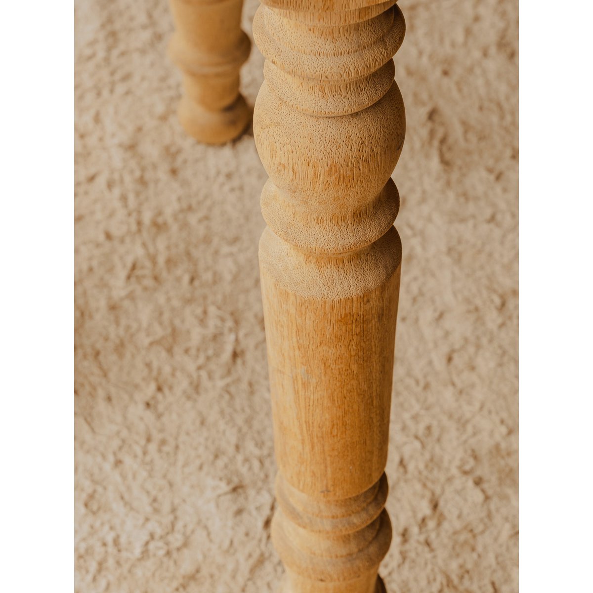 Table à manger ovale en bois Romy N°1551 - Bon état bois clair, DEBONGOUT