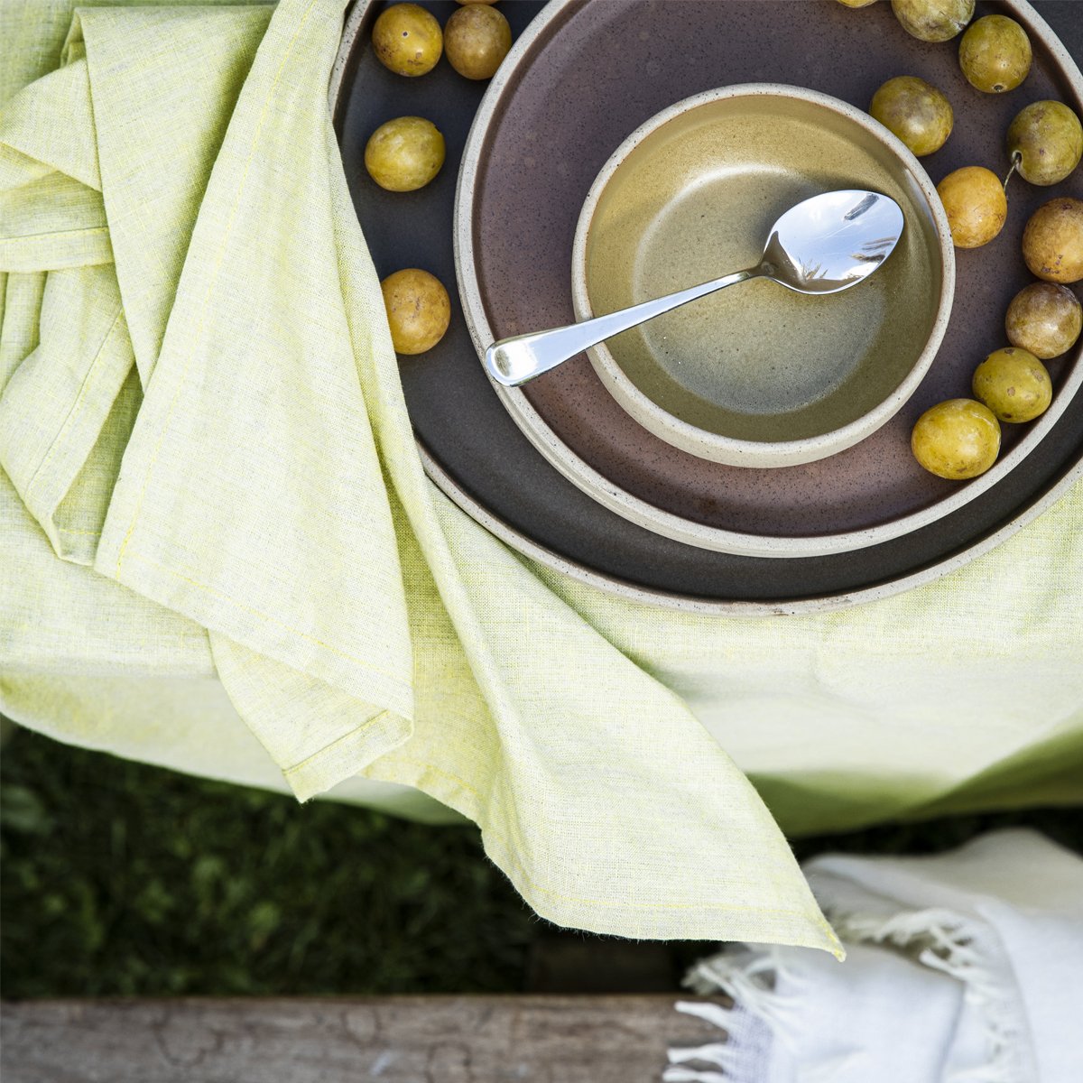 Nappe unie en lin, 170 gr/m², CHAMBRAY vert yuzu, ALEXANDRE TURPAULT