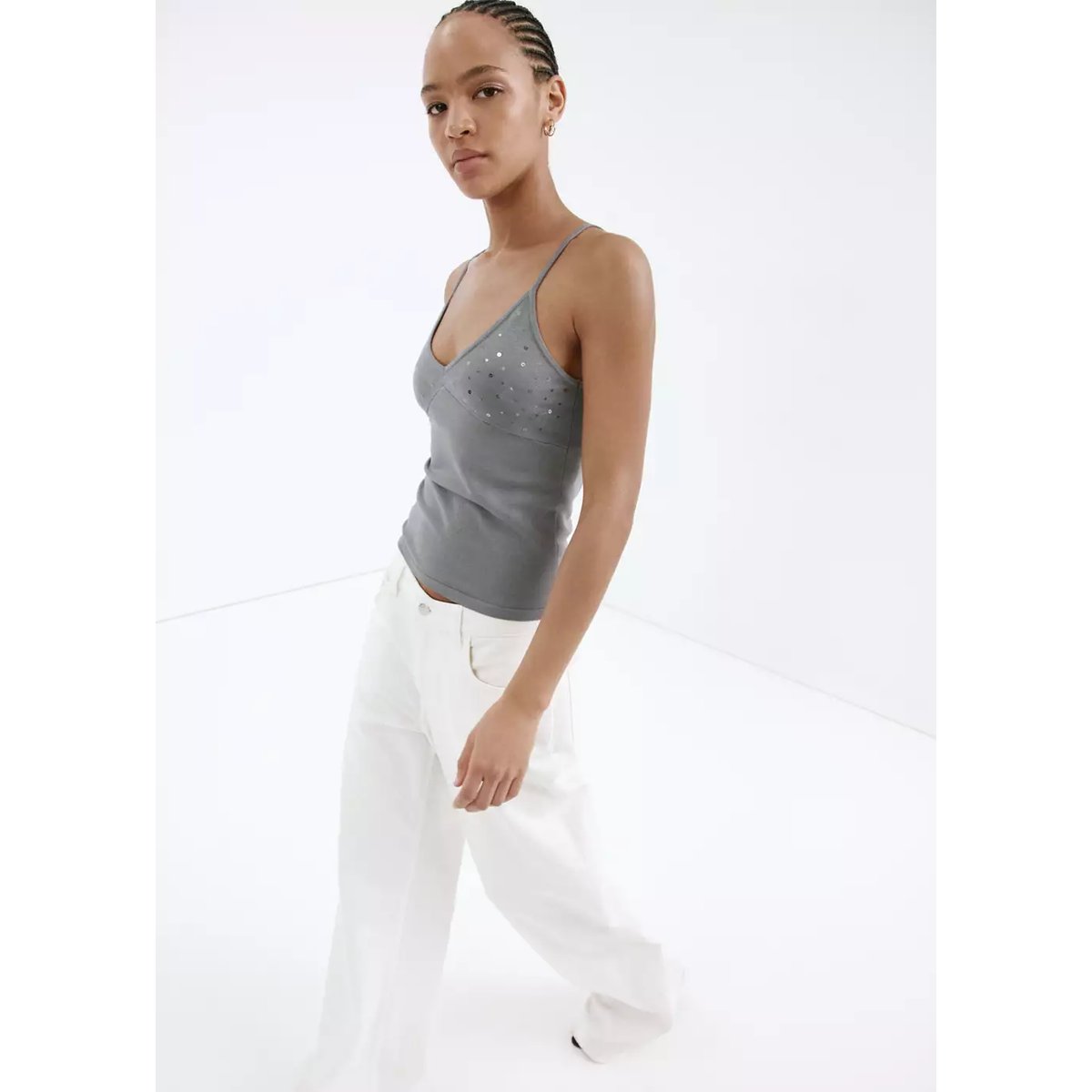 Top brillant à fines bretelles gris chiné clair, MANGO