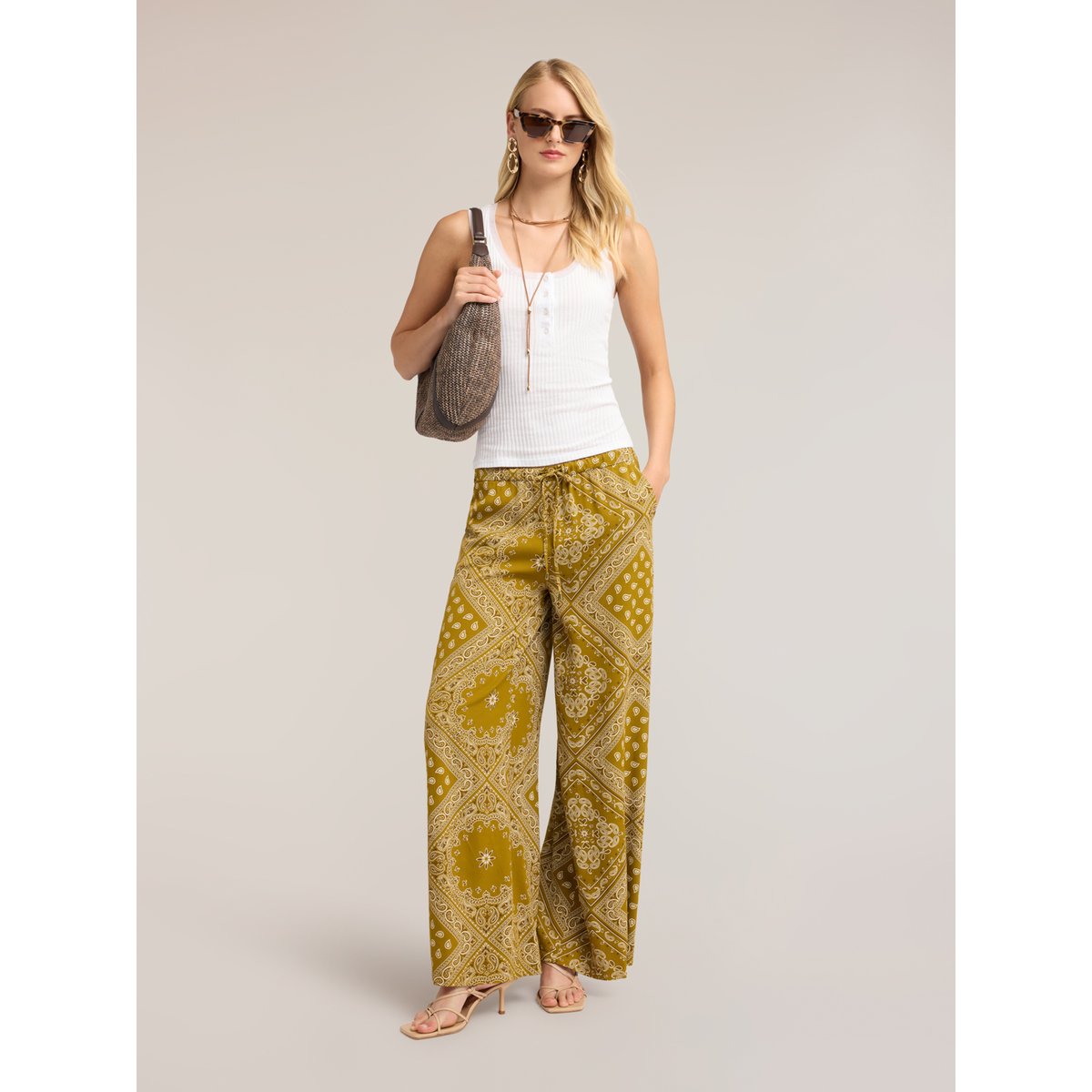 Pantalon palazzo verde militare, MOTIVI