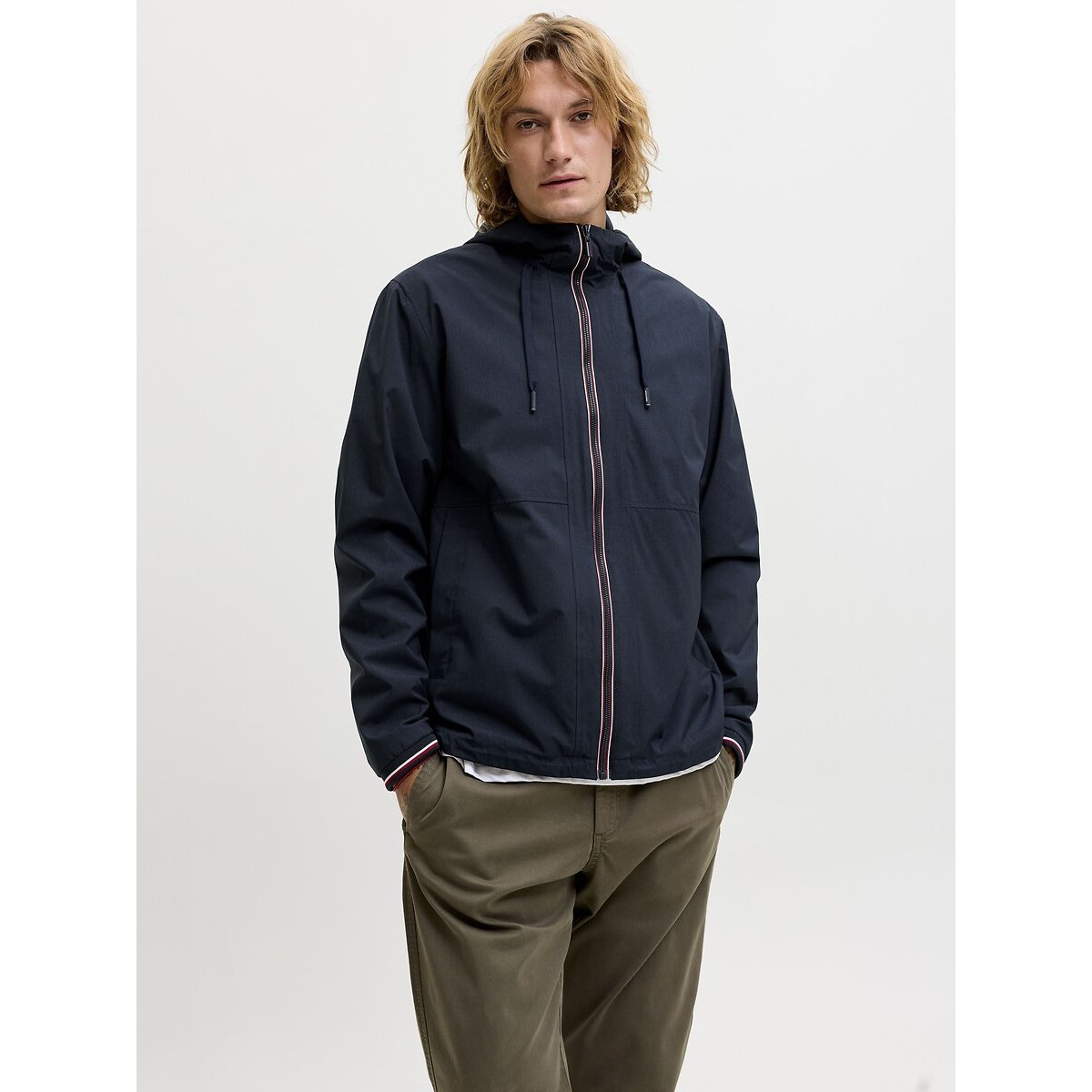 Coupe-vent à capuche, BENJAMIN bleu foncé, JACK & JONES