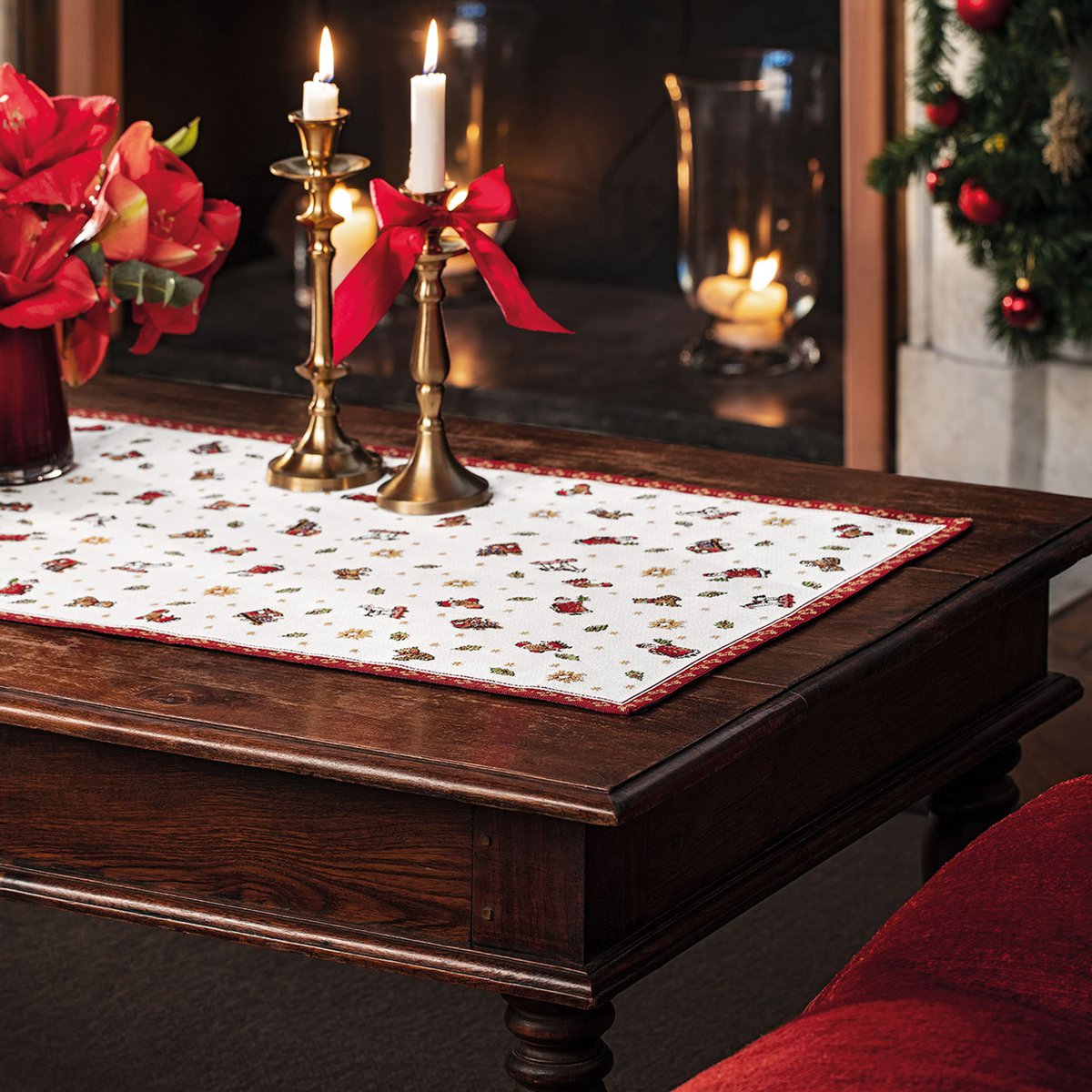 Chemin De Table Xl TOY'S DELIGHT rouge, VILLEROY & BOCH
