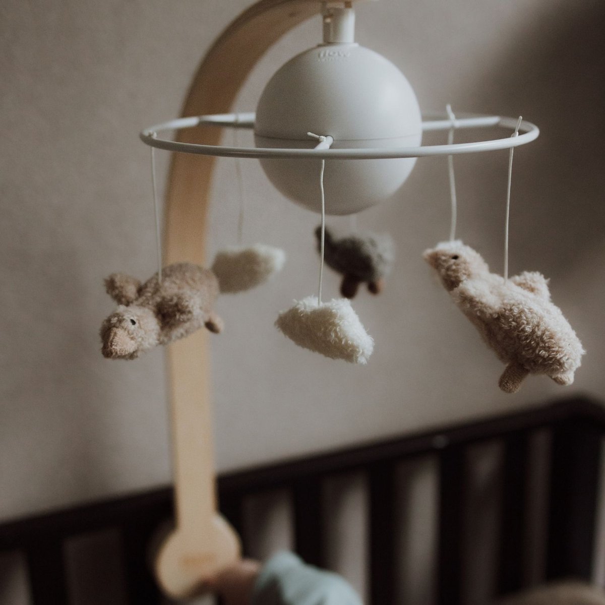Mobile pour bébé blanc, FLOW