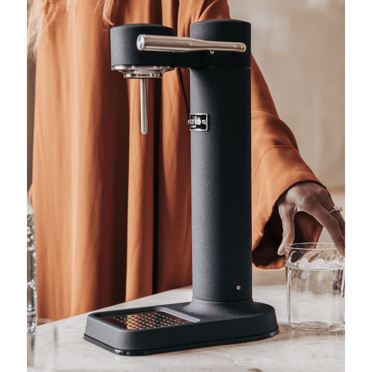 Machine à soda Carbonator 3 Noir mat noir, AARKE