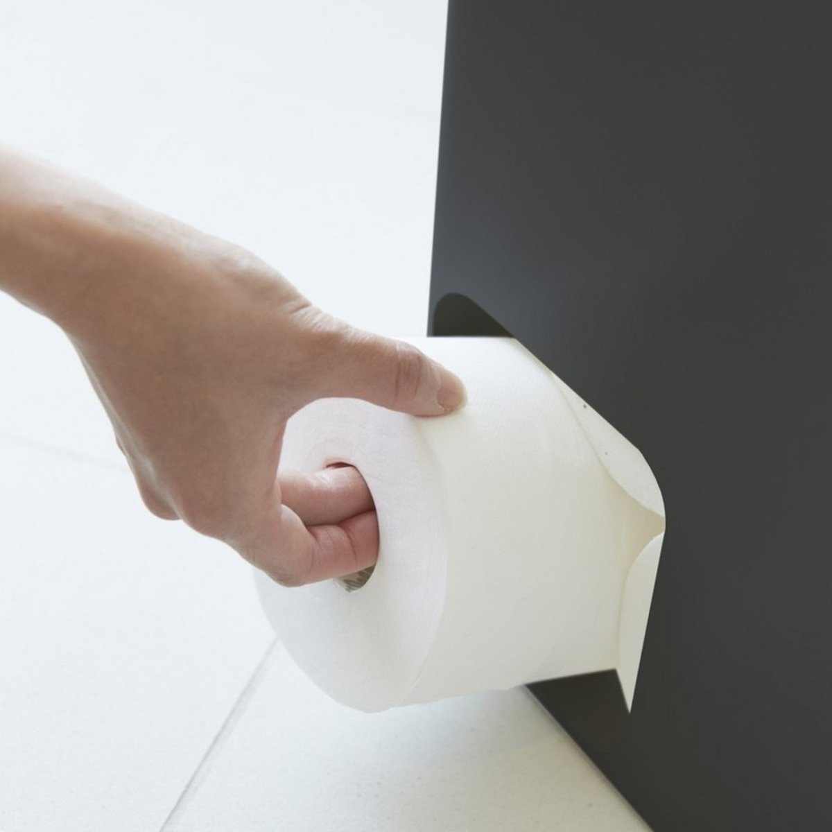 Réserve rangement design papier WC TOWER noir, YAMAZAKI
