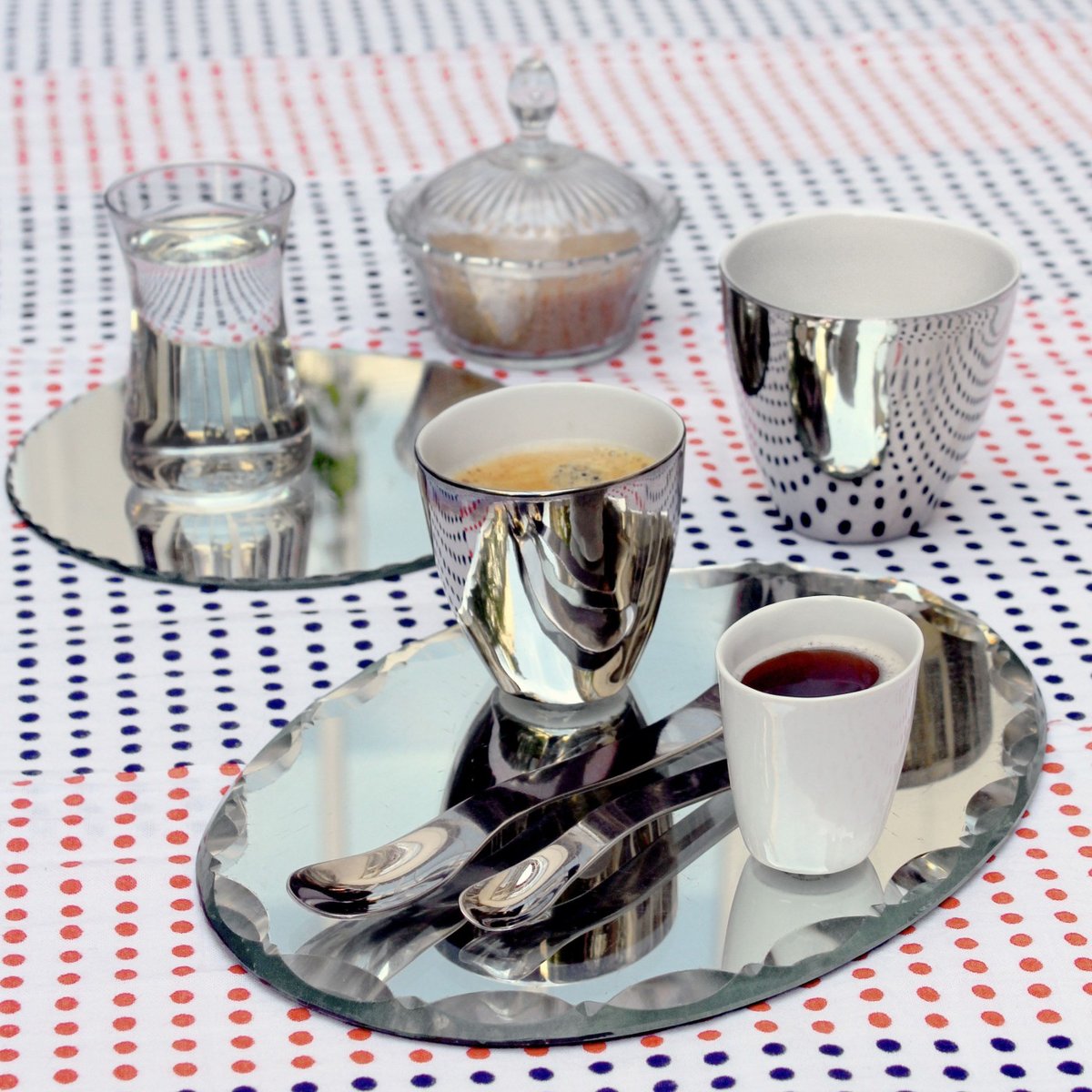 Tasse à Café Assoiffée Porcelaine Blanc Brillant et Platine Diam 7 cm blanc et platine, TSE ET TSE ASSOCIÉES