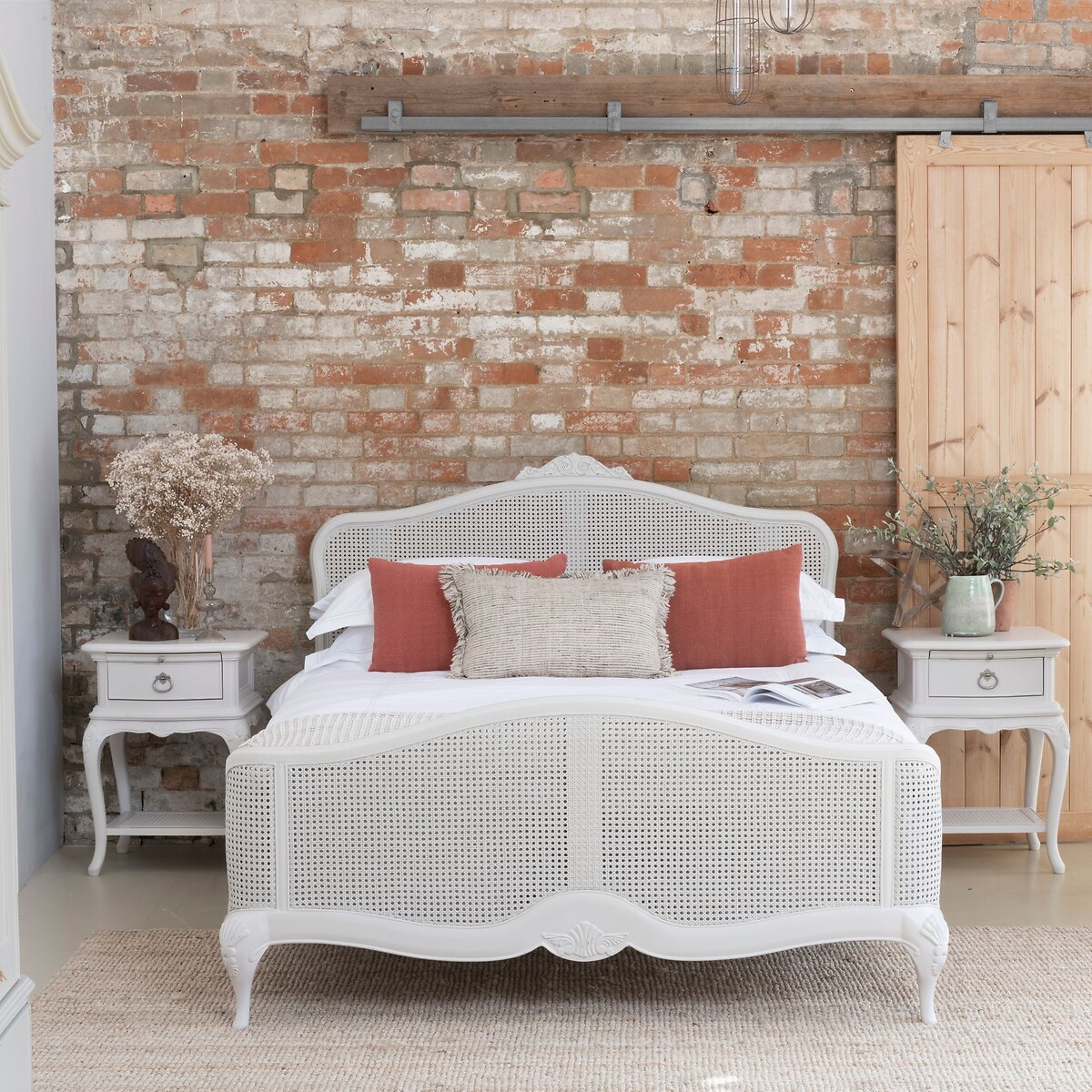 Etienne French-Vintage Rattan Bed grey white , WILLIS & GAMBIER