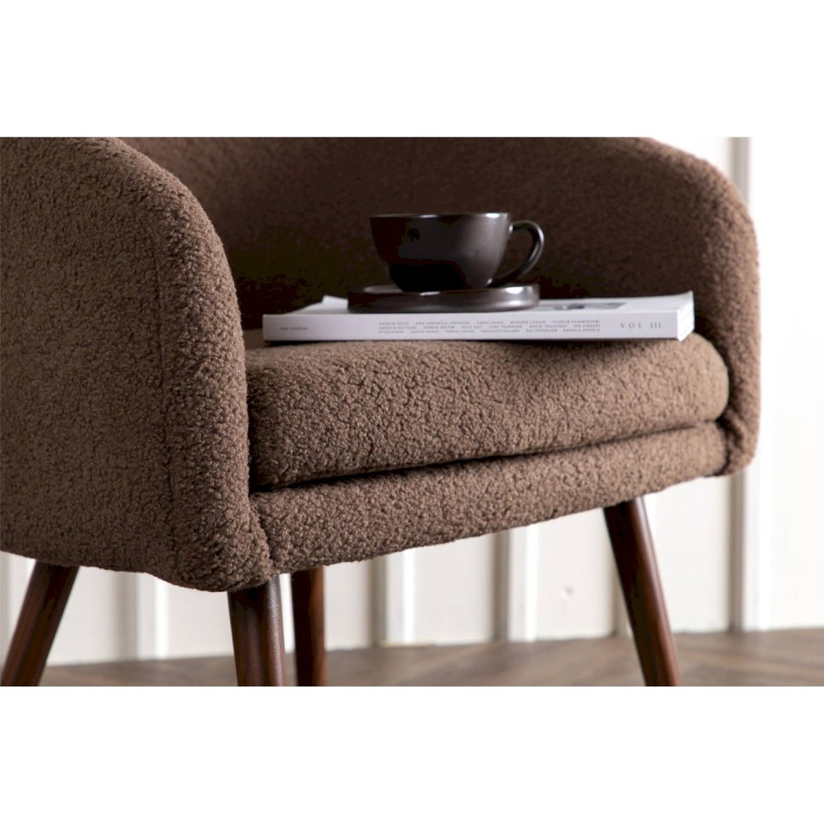 Fauteuil bouclette collection GLITENS marron bouclette et effet noyer, RECOLLECTION