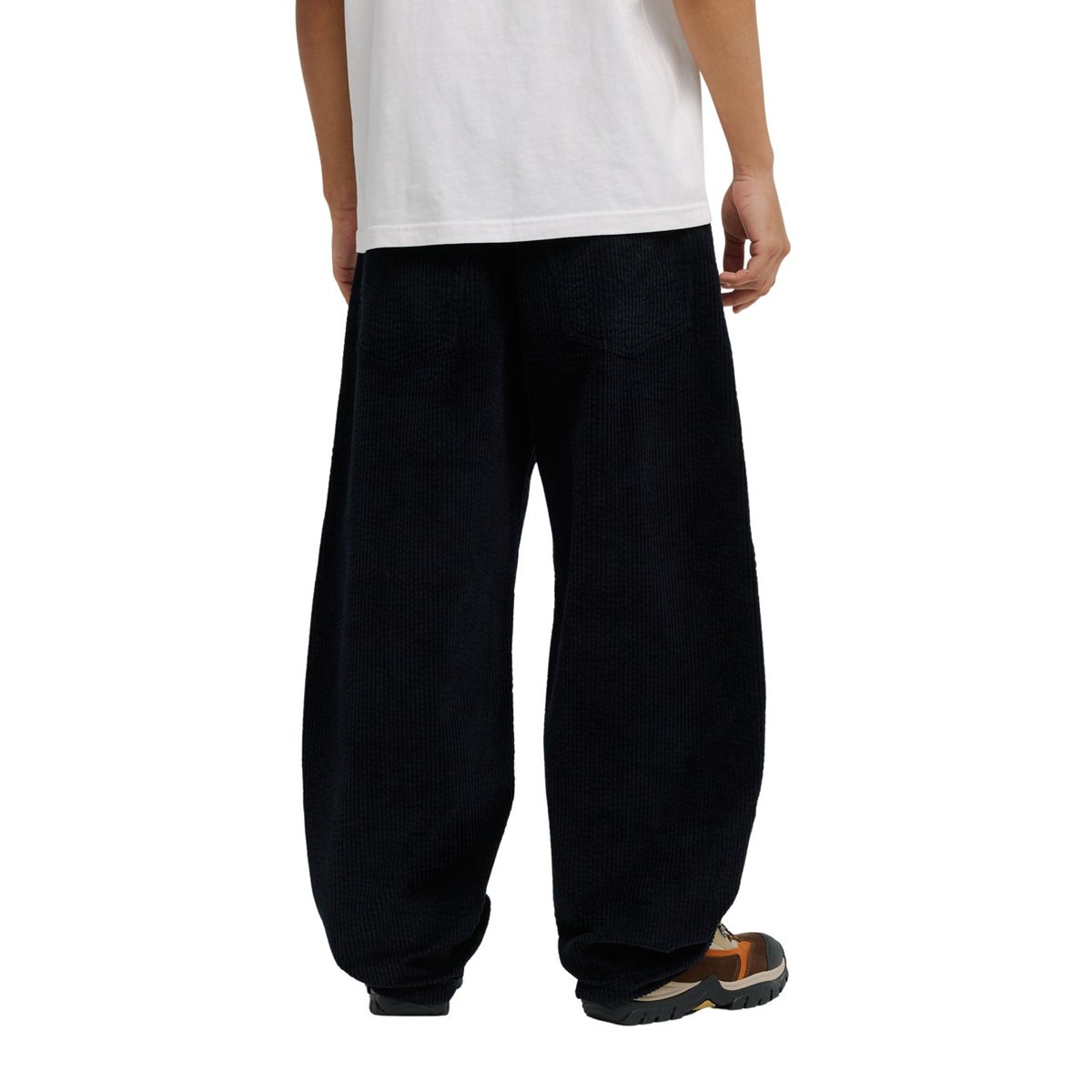 Pantalon en velours BARREL CORD. noir black, DC SHOES