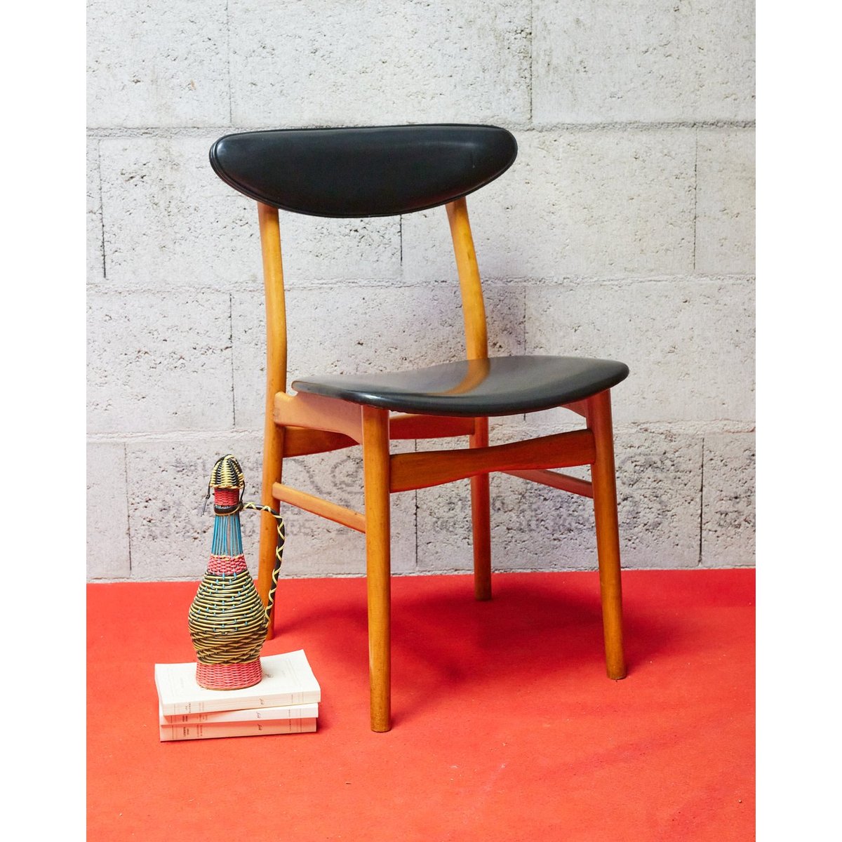 Chaise scandinave en bois Alma N°1626 - Bon état bois clair, DEBONGOUT