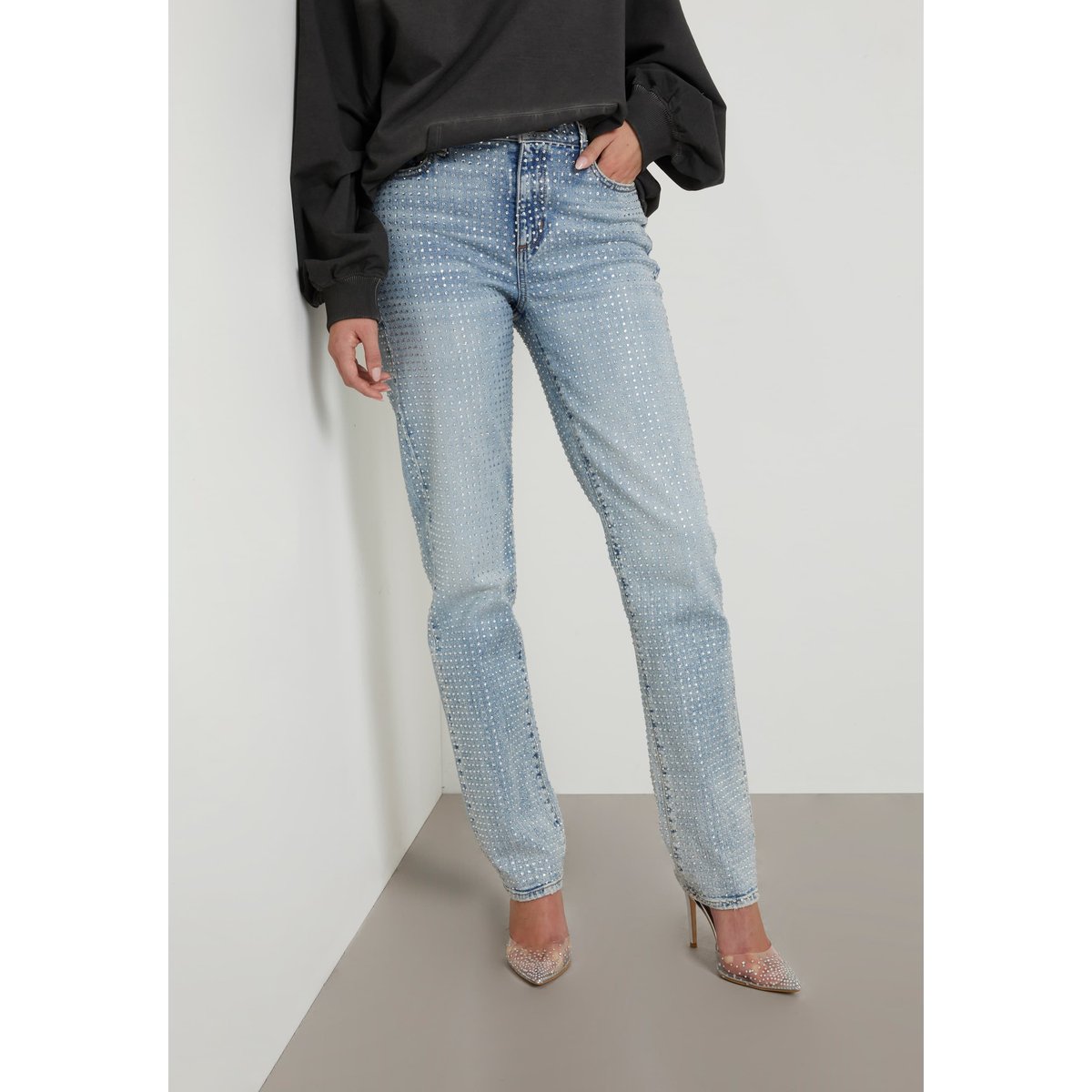 Jean Droit 1981 bleu, GUESS
