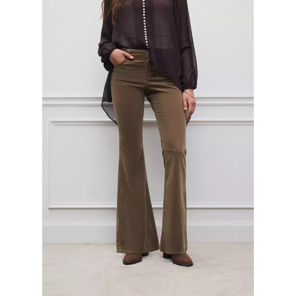 Pantalon flare velours côtelé marron moyen, MANGO TEEN