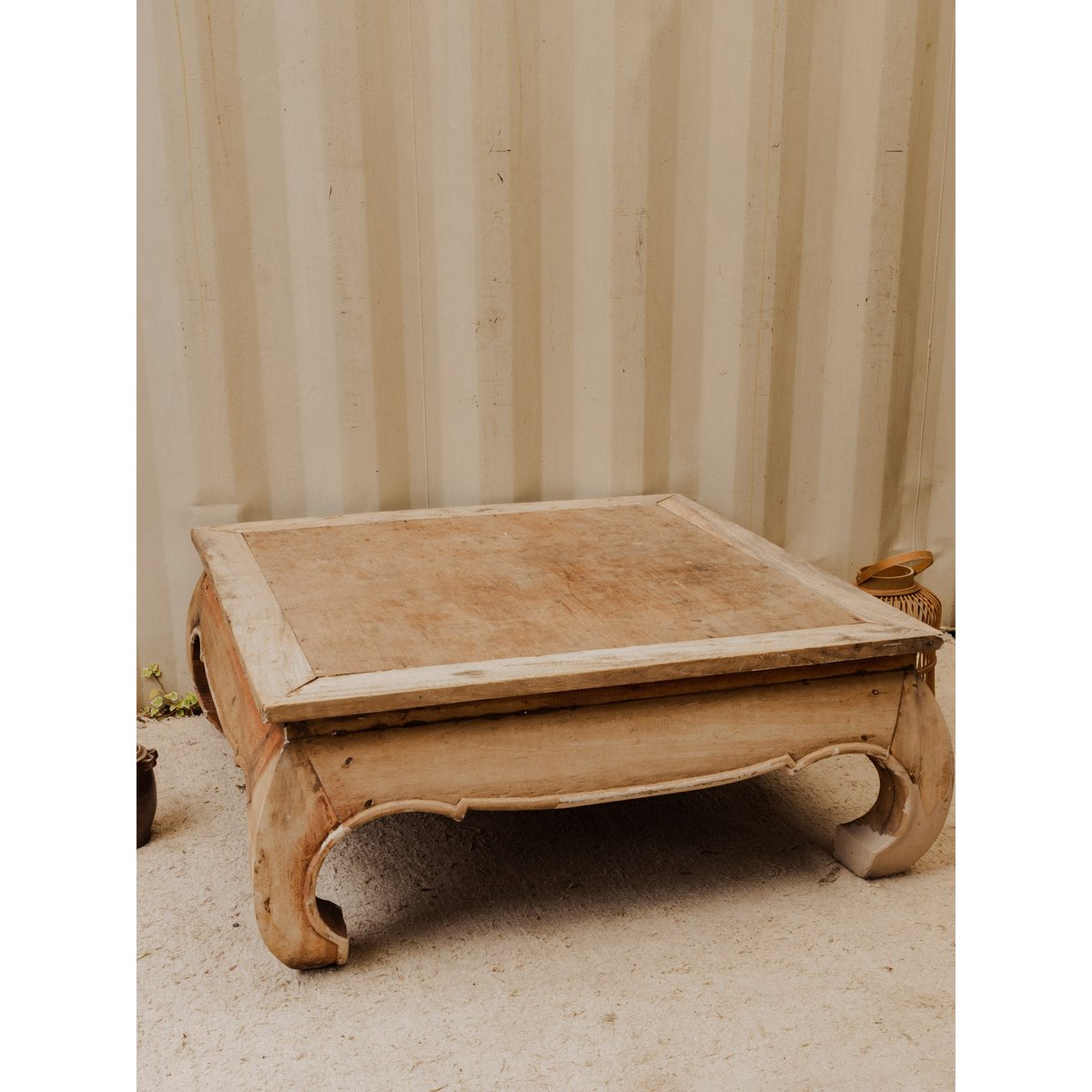 Table basse en bois Léonie N°1129 - Bon état bois clair, DEBONGOUT