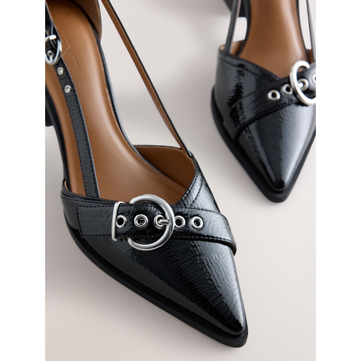 Chaussures en 2 parties à talon carré/boucle noir, NEXT