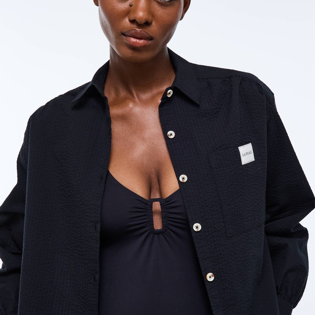 Chemise de plage en coton BIO GOTS noir, MONOPRIX
