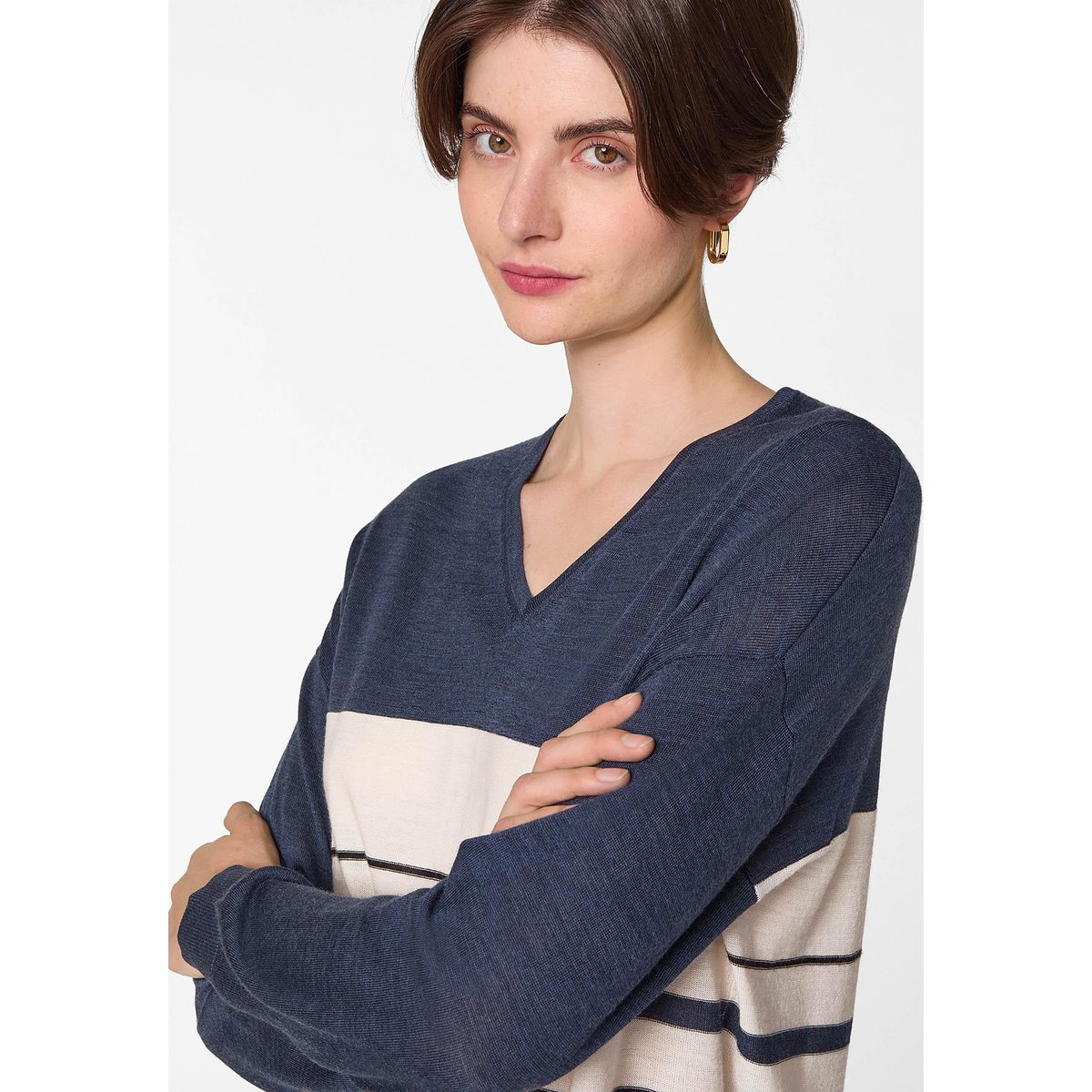 Pull col V rayé en laine mérinos bleu denim, RODIER