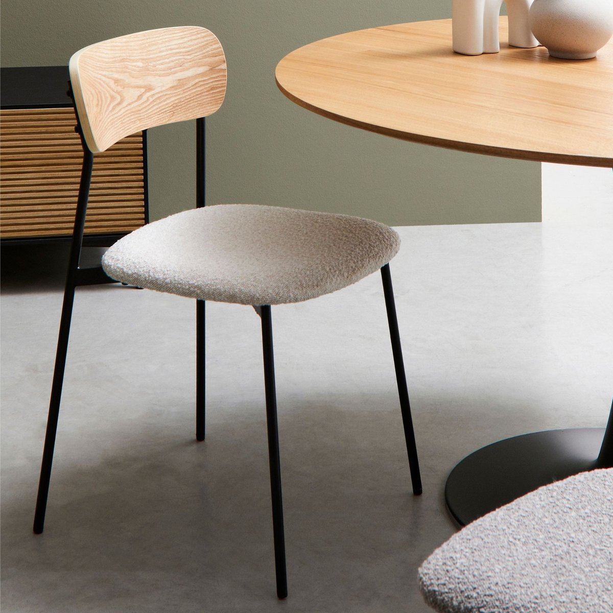 Chaises design en métal/bois et bouclette ivoire (lot de 2) - EMY beige, HELLIN, DEPUIS 1862