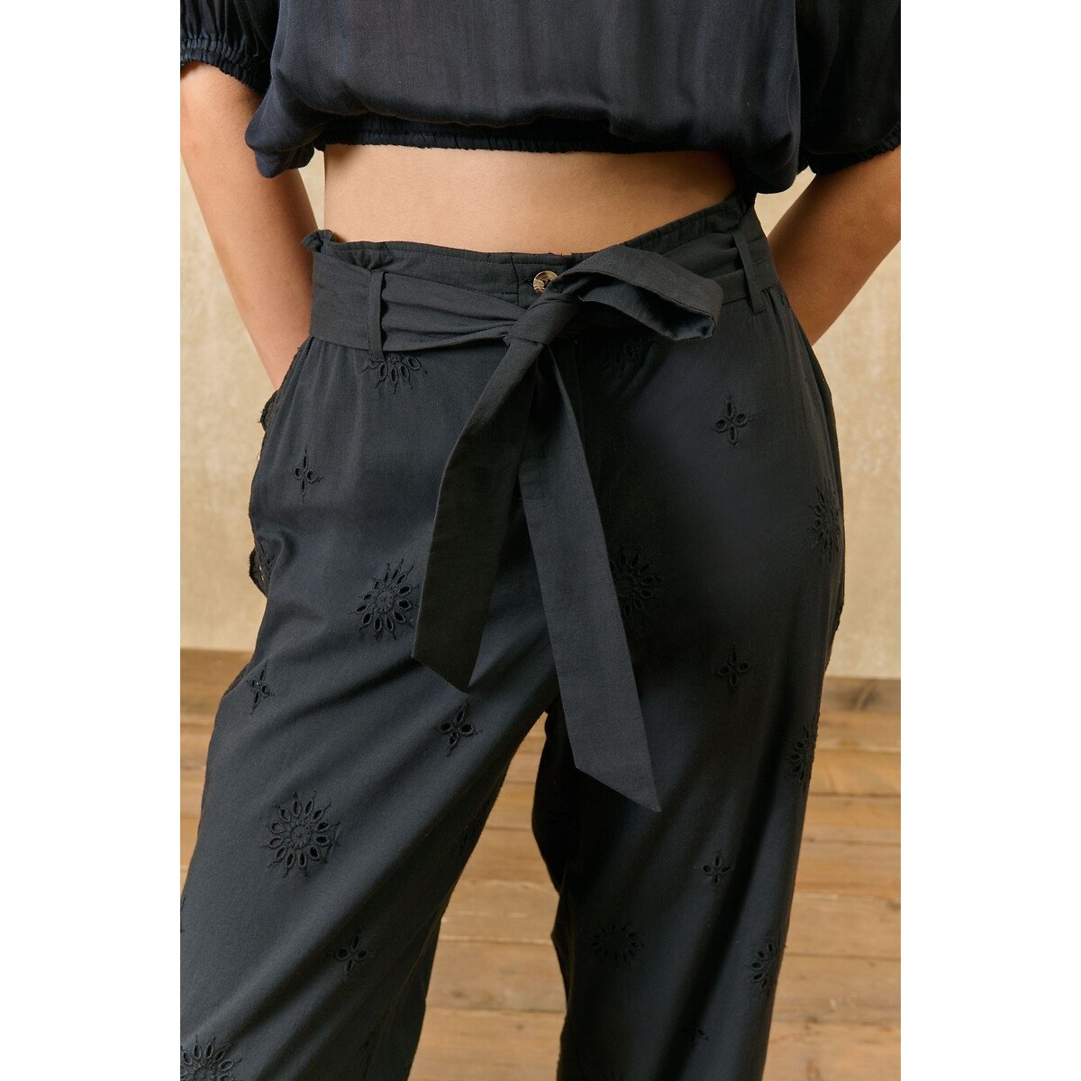 Pantaloni dritti ricamati, ABUELA nero , LOUISE MISHA