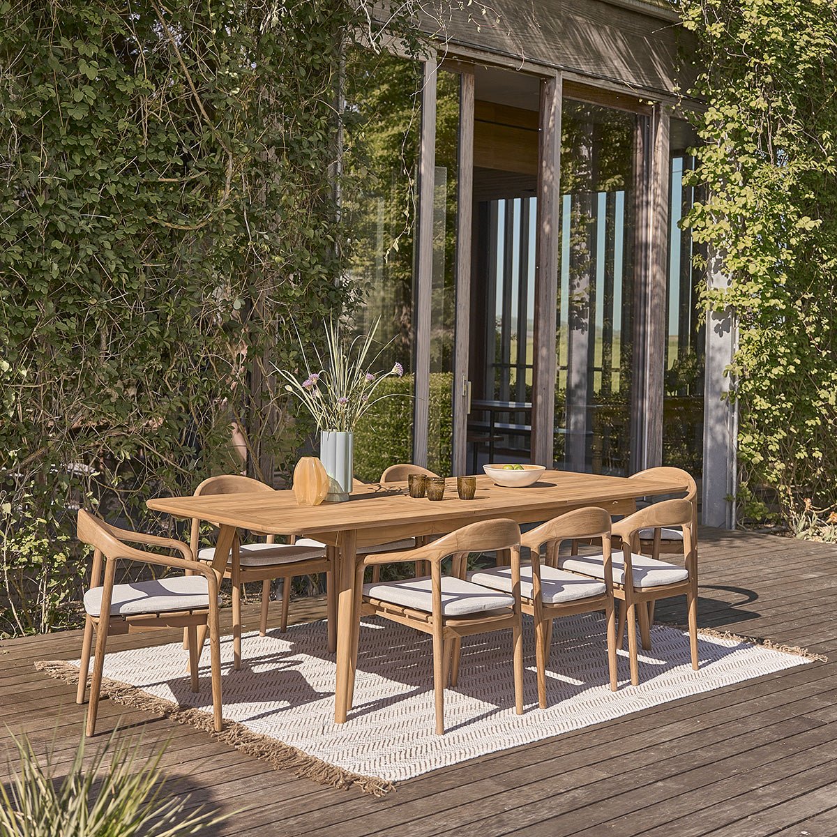 Lot de 2 fauteuils de jardin en teck massif avec coussins AMBRE naturel, BERAH GETAH