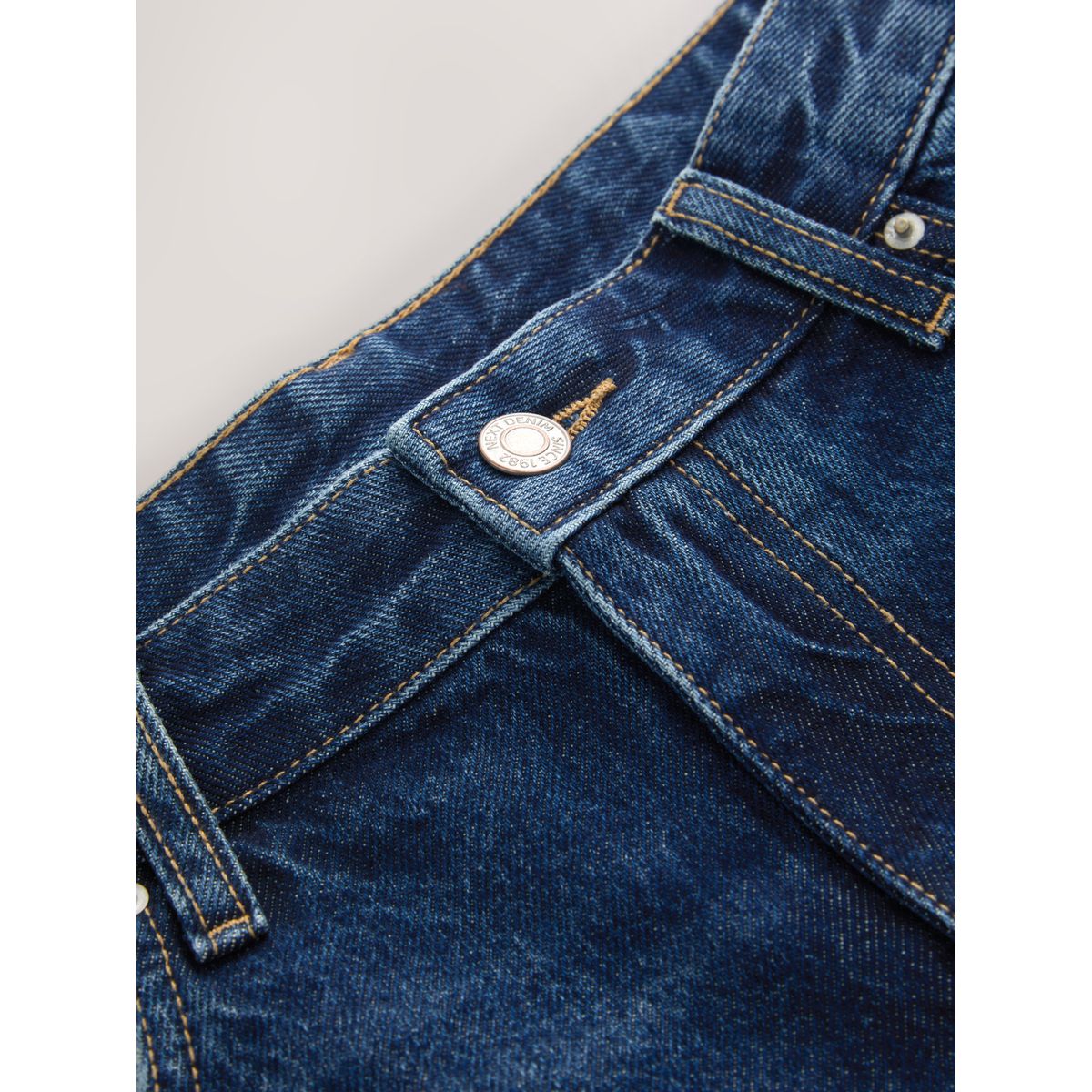 Jean court large avec ourlet retroussé bleu moyen, NEXT