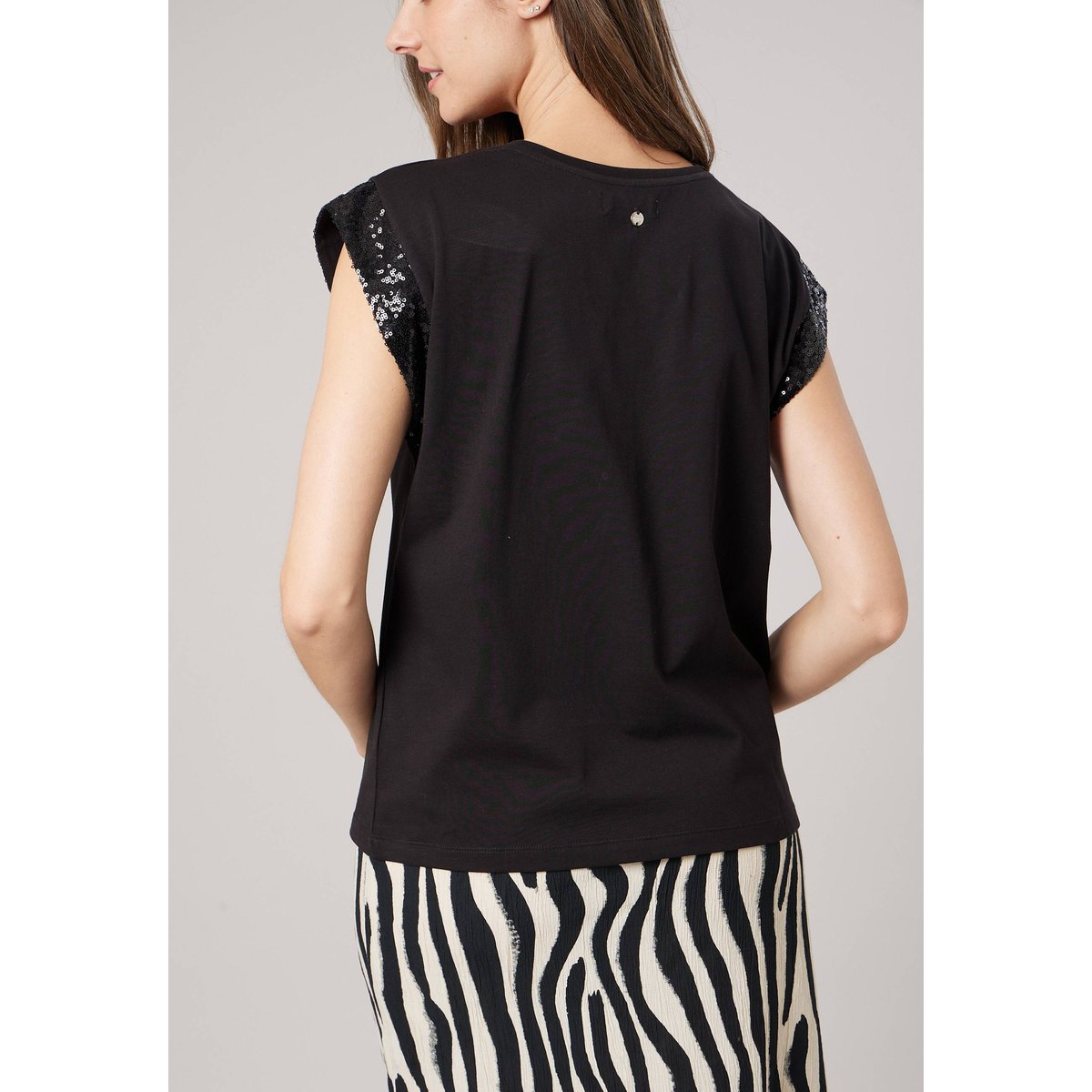 T-shirt regular femme en 100% coton détails sequins CARMELIA black, DEELUXE