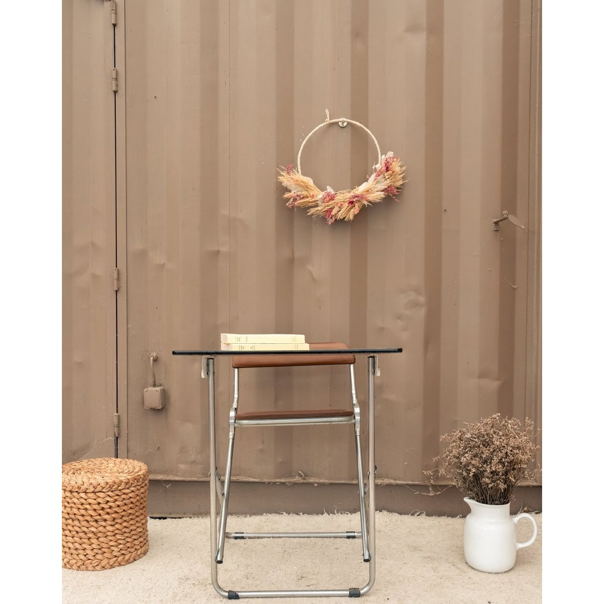 Bureau et chaise pour enfant chromé Yvan N°576 - Bon état bois foncé, DEBONGOUT