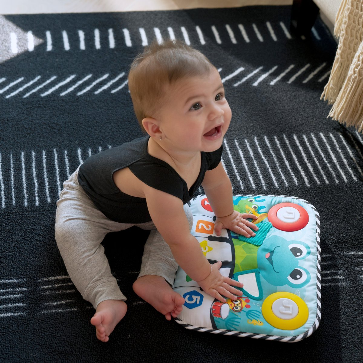Jouet à accrocher et clavier musical multicolore, BABY EINSTEIN