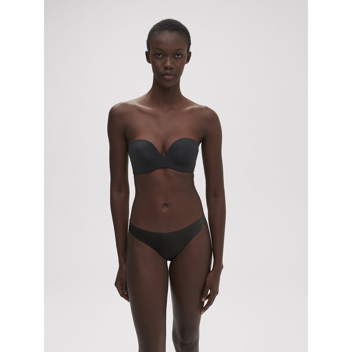 Tanga, ESSENTIEL noir, SIMONE PERELE