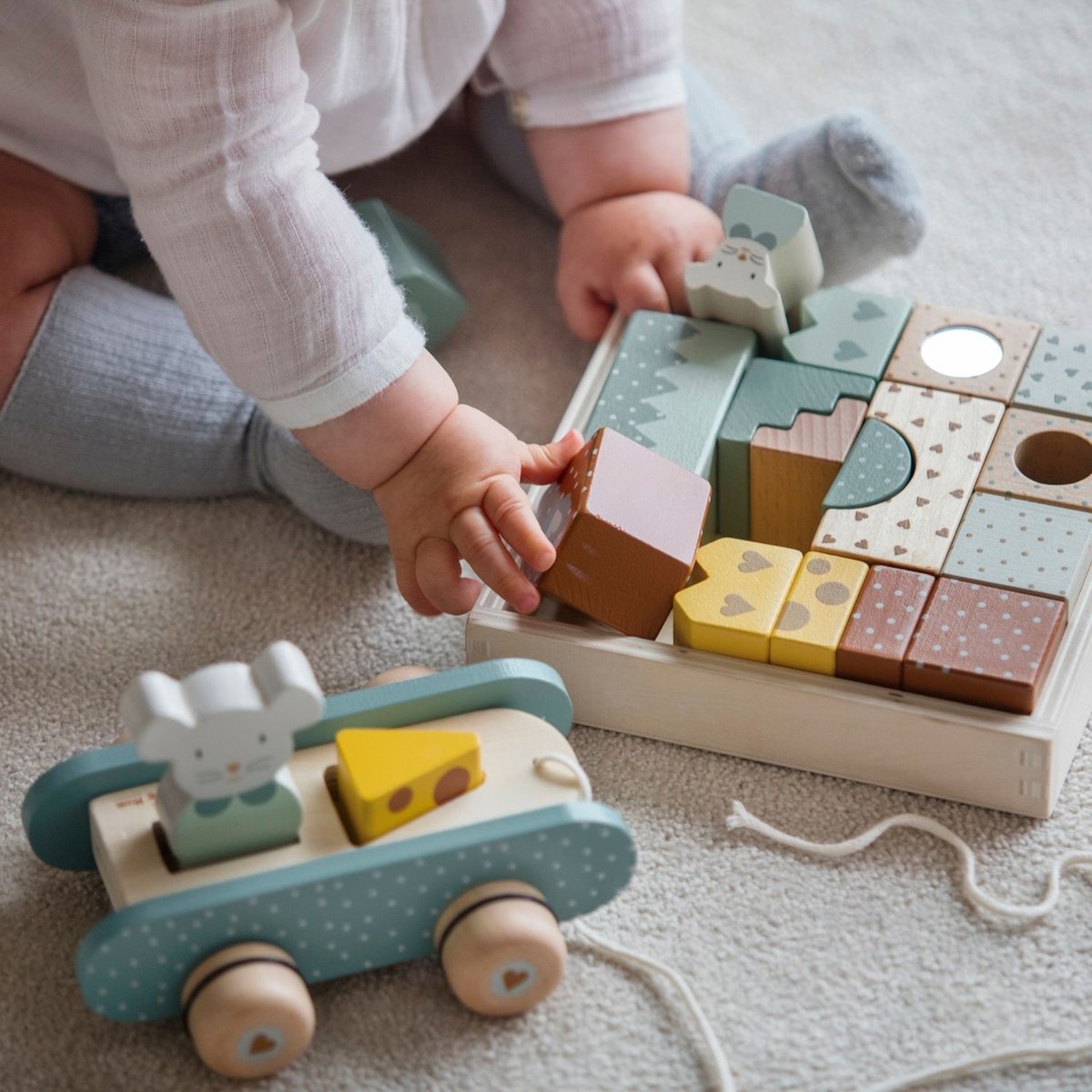 Blocs de construction en bois Poppy vert, jaune, WALKING MUM