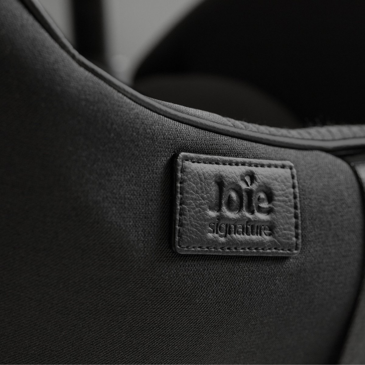 Siège auto i-Size i-Level Pro noir, JOIE