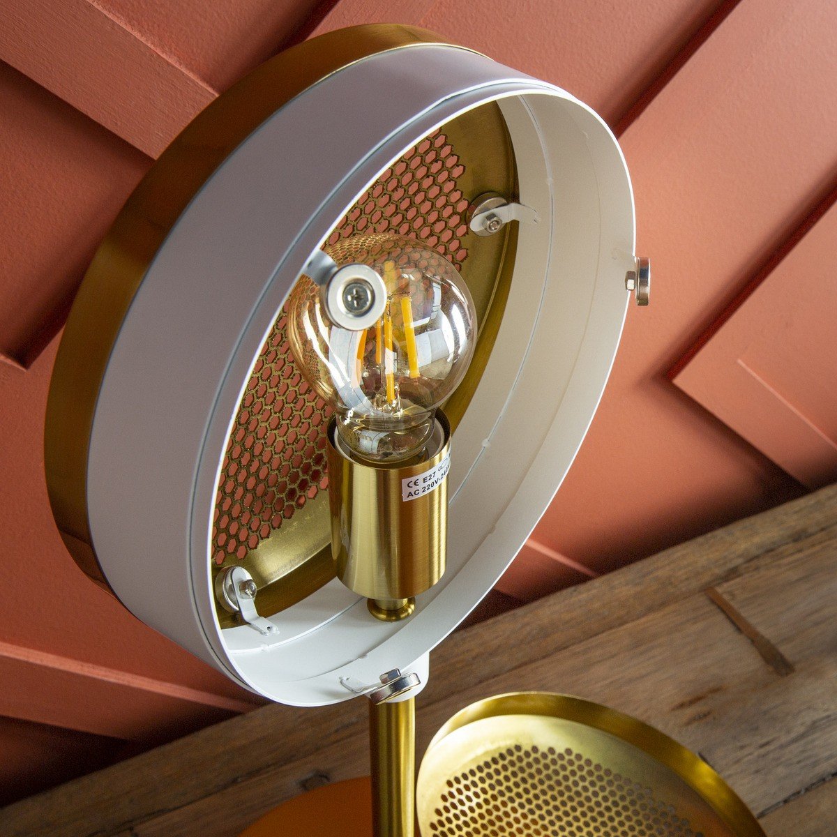 Lampe à poser dorée moyen modèle H50cm SONIK doré, SIGNATURE