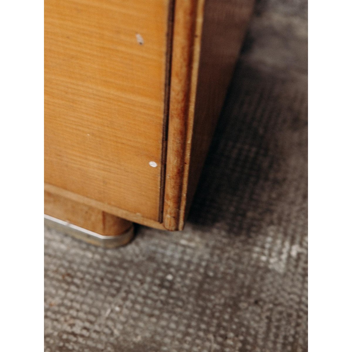 Meuble de rangement en bois Gustave N°94 - Bon état bois clair, DEBONGOUT