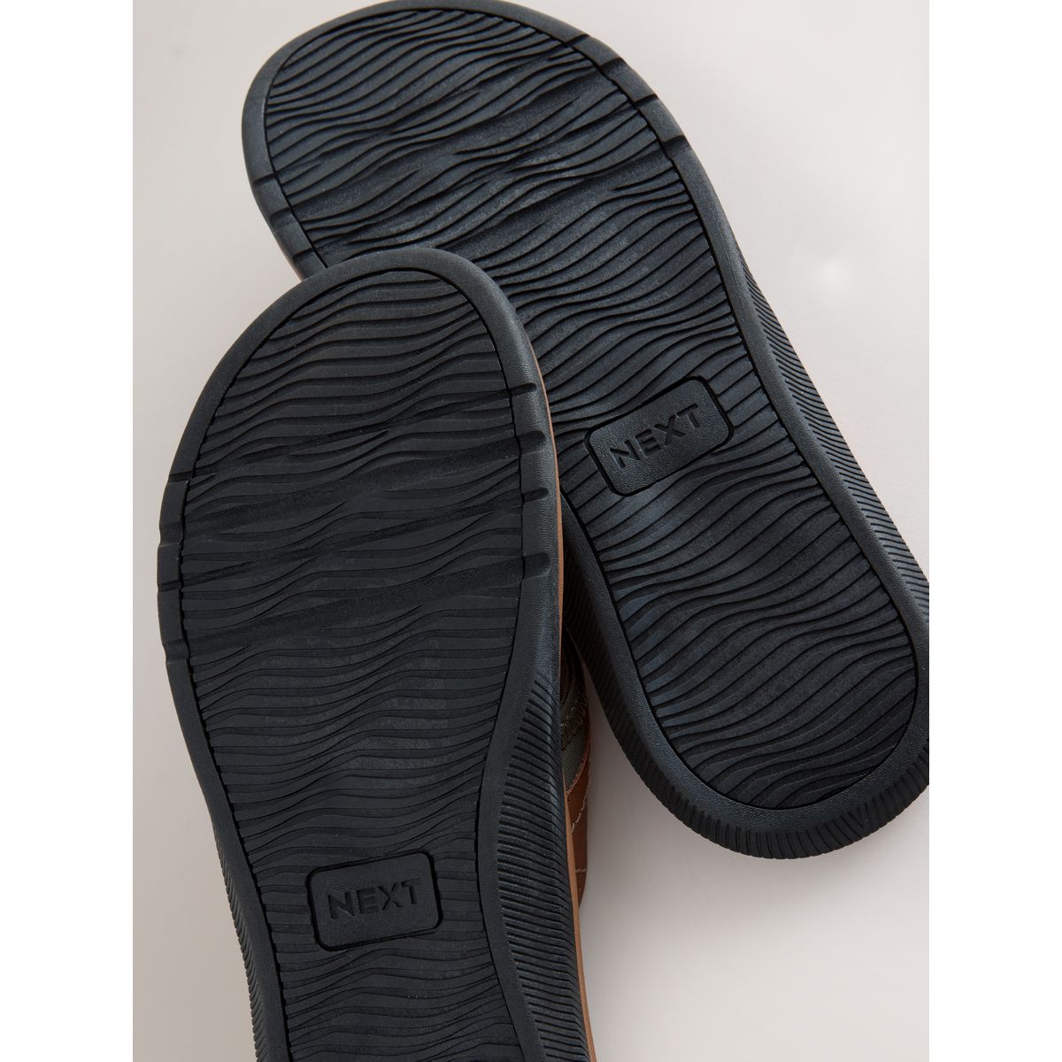 Tongs marron fauve, NEXT