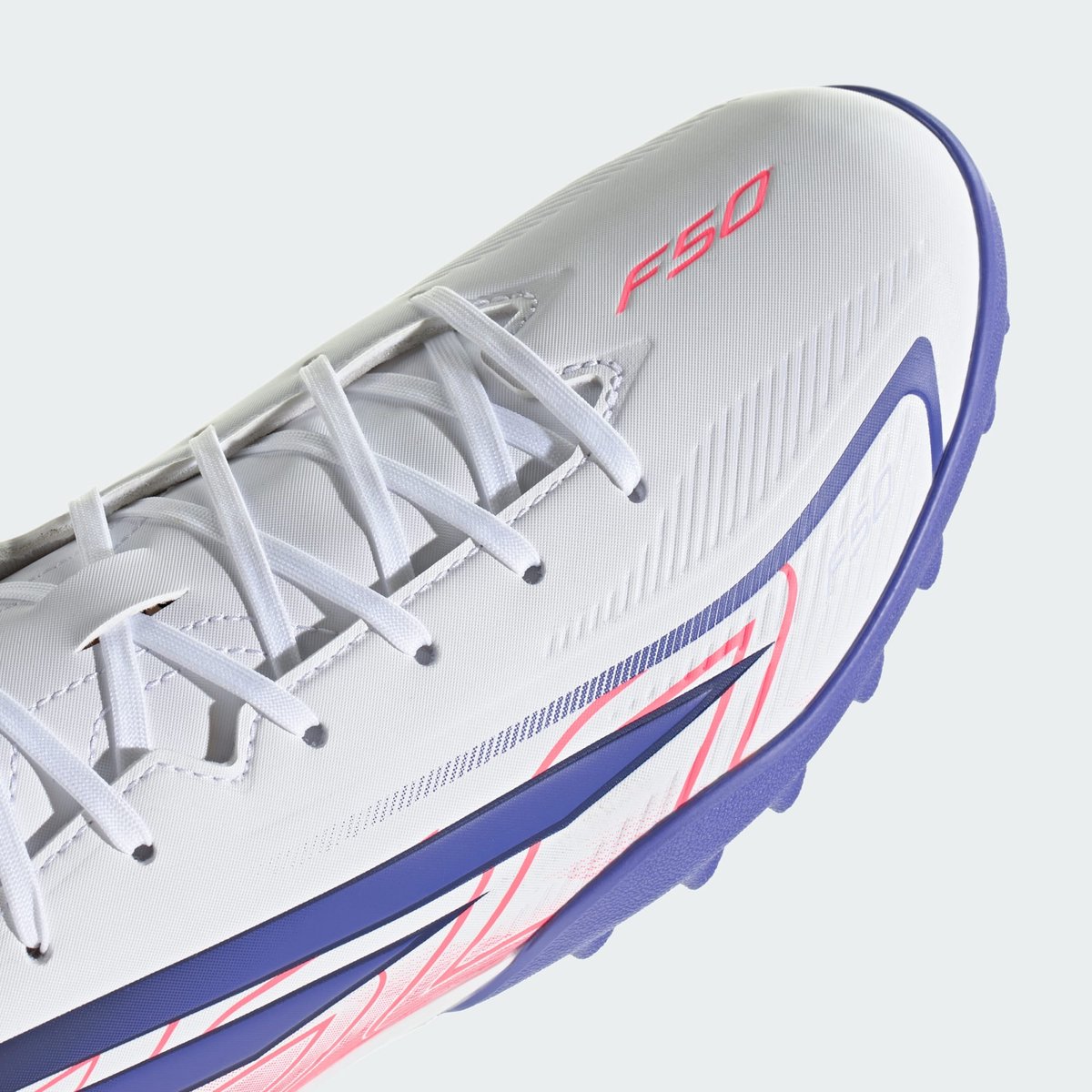 Chaussure De Football F50 Hyperfast Club Pour Terrain Turf Chaussure De Football F50 Hyperfast Club Pour Terrain Turf cloud white / solar purple / solar turbo, adidas Performance