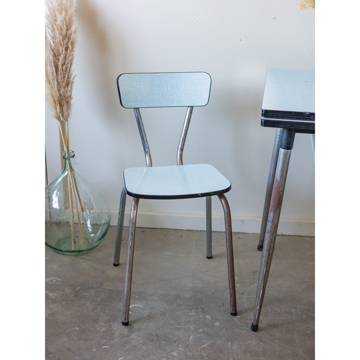 Paire de chaises en formica Alma N°1948 - Bon état bleu clair, DEBONGOUT