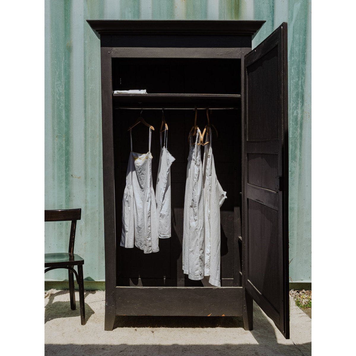 Bonnetière en bois noir Blandine N°433 - Bon état noir, DEBONGOUT
