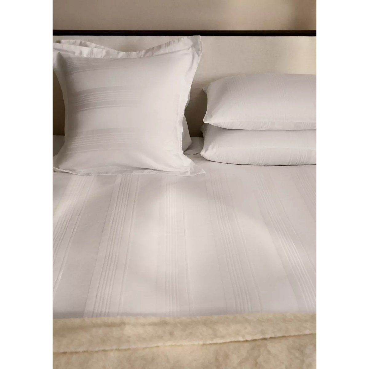 Housse de couette percale de coton 300 fils rayures lit 135/140 cm blanc, MANGO HOME