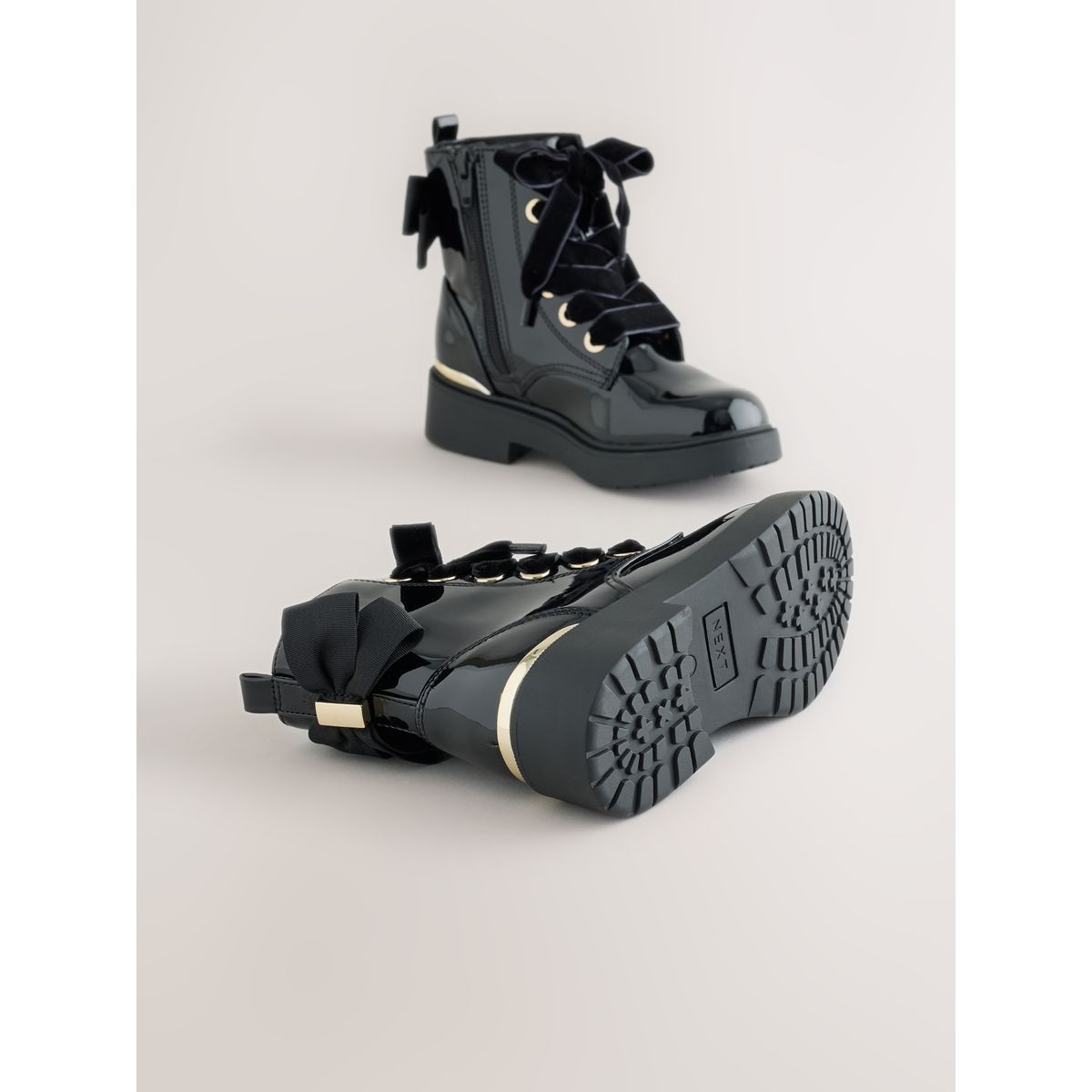 Bottines à lacets avec nœud noir, NEXT