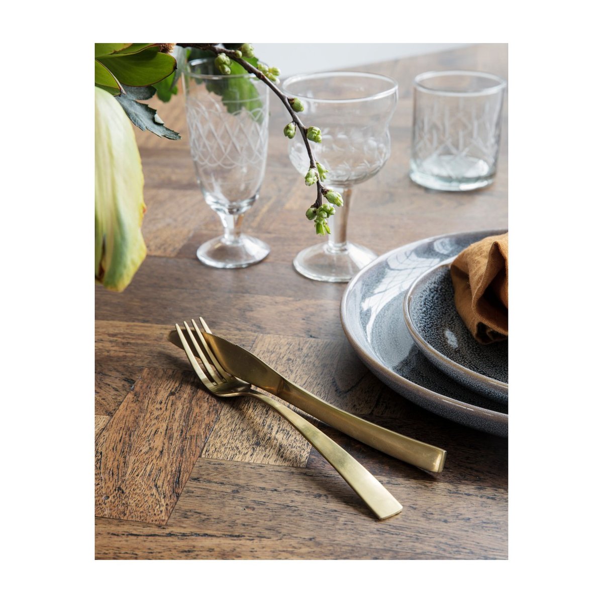Assortiment de couverts Golden set de 16 doré, HOUSE DOCTOR
