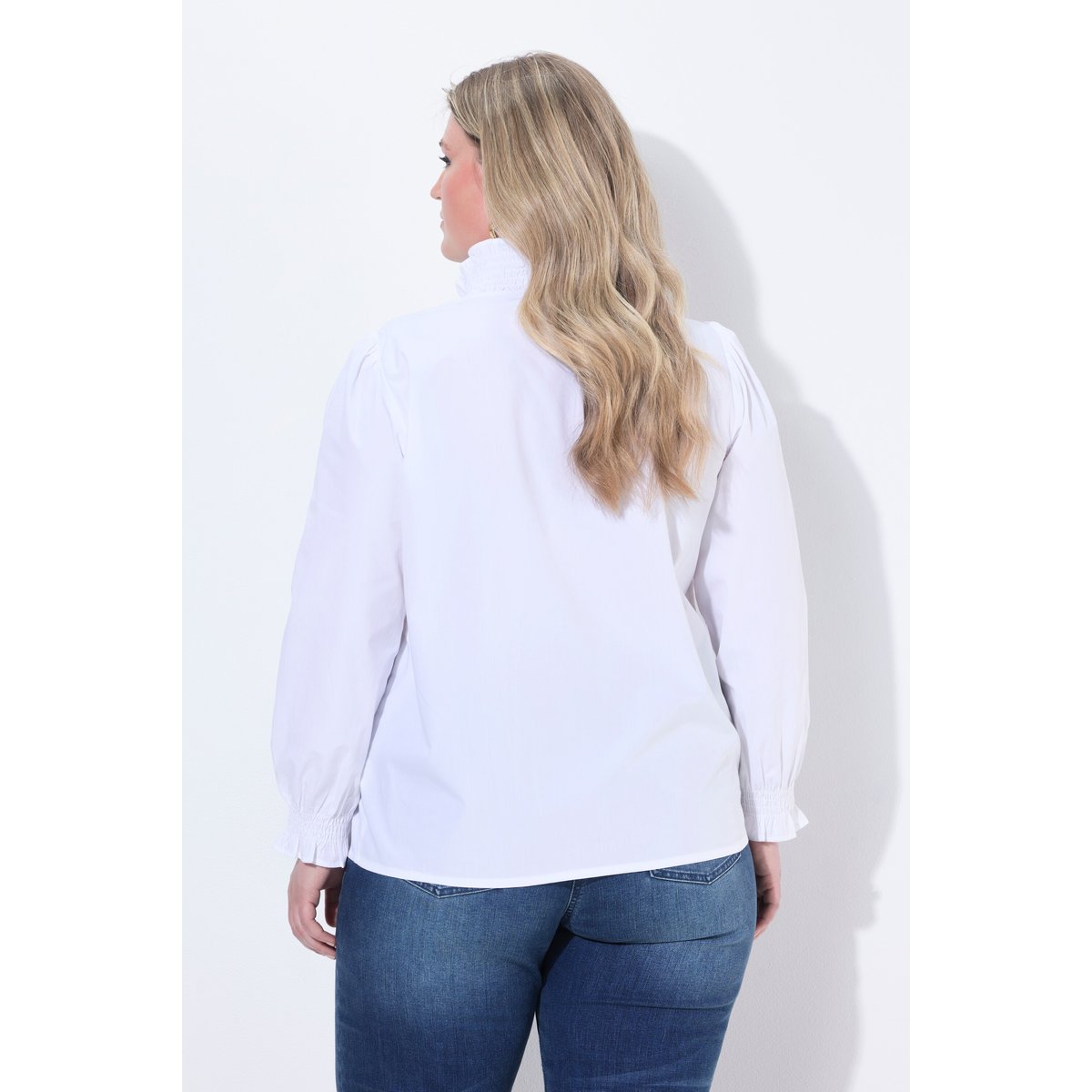Chemisier avec ruché, détails smockés blanc neige, ULLA POPKEN