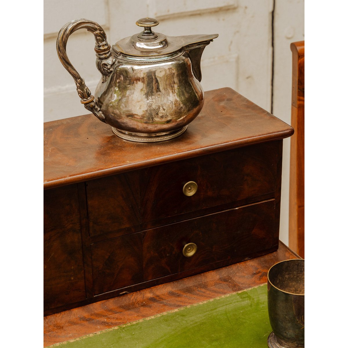 Bureau en bois Edouard N°1109 - Bon état bois foncé, DEBONGOUT