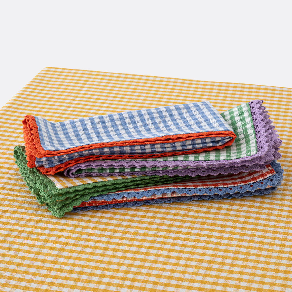 Trattoria Dyed Woven Gingham Pattern Cotton and Linen Tablecloth yellow/white, LA REDOUTE INTERIEURS
