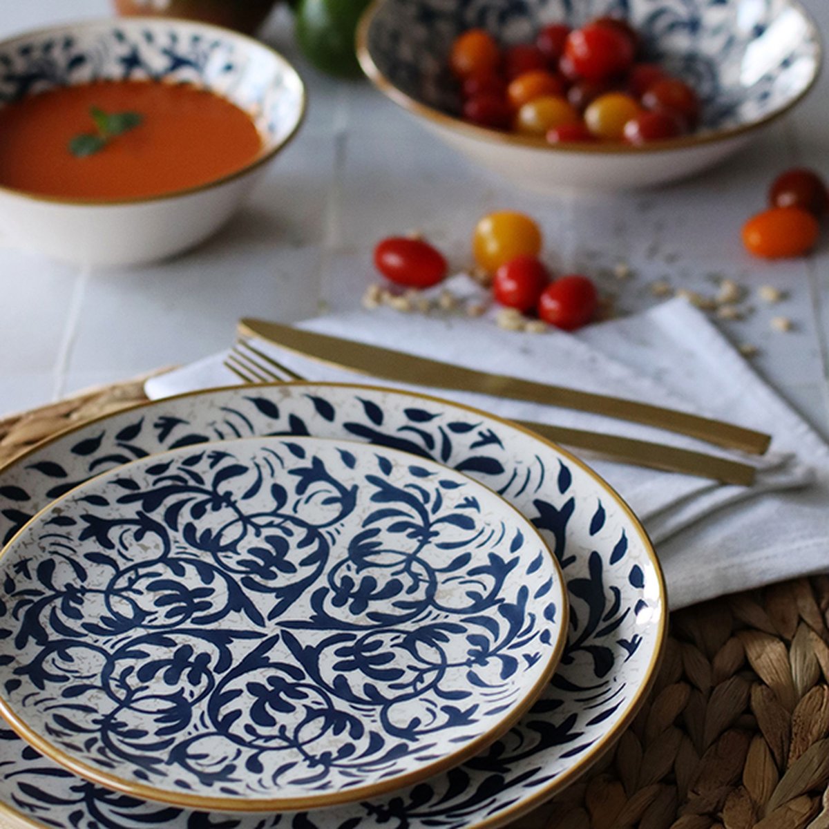 Service de table 48 pièces en grès, HERACLEE bleu, NOVASTYL